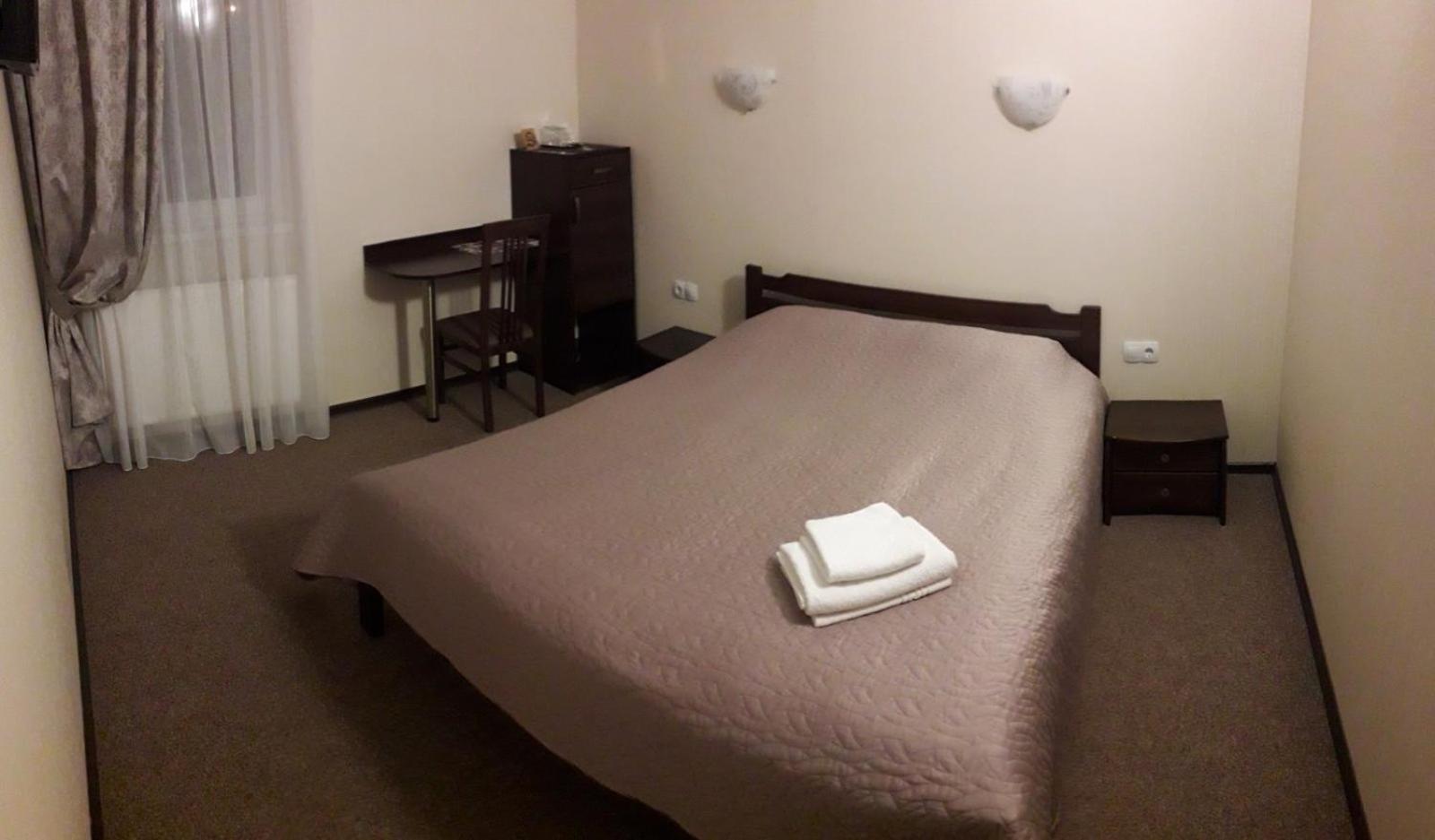Budget Double Room photo 2