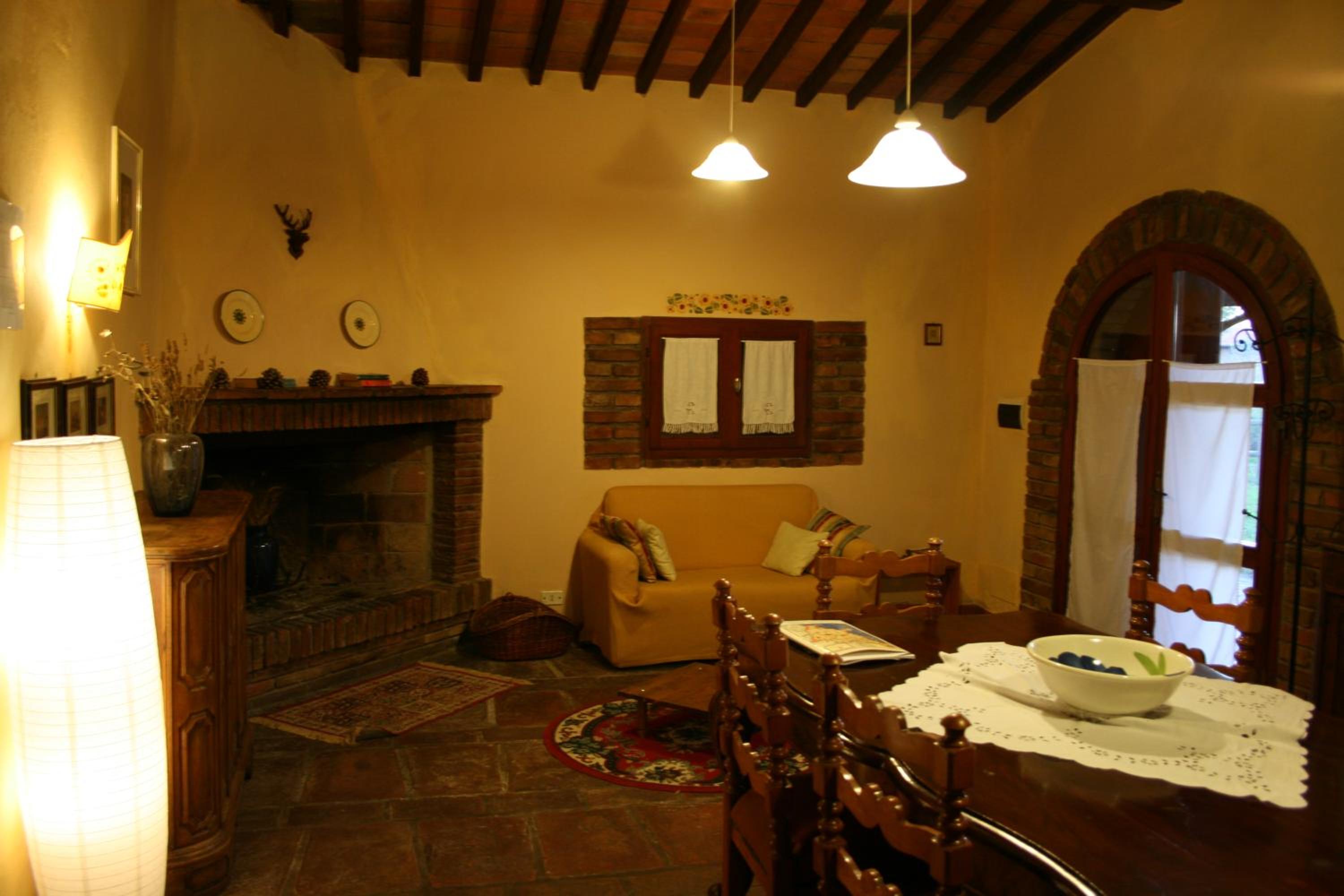 Apartment - Ground Floor - Photo 1