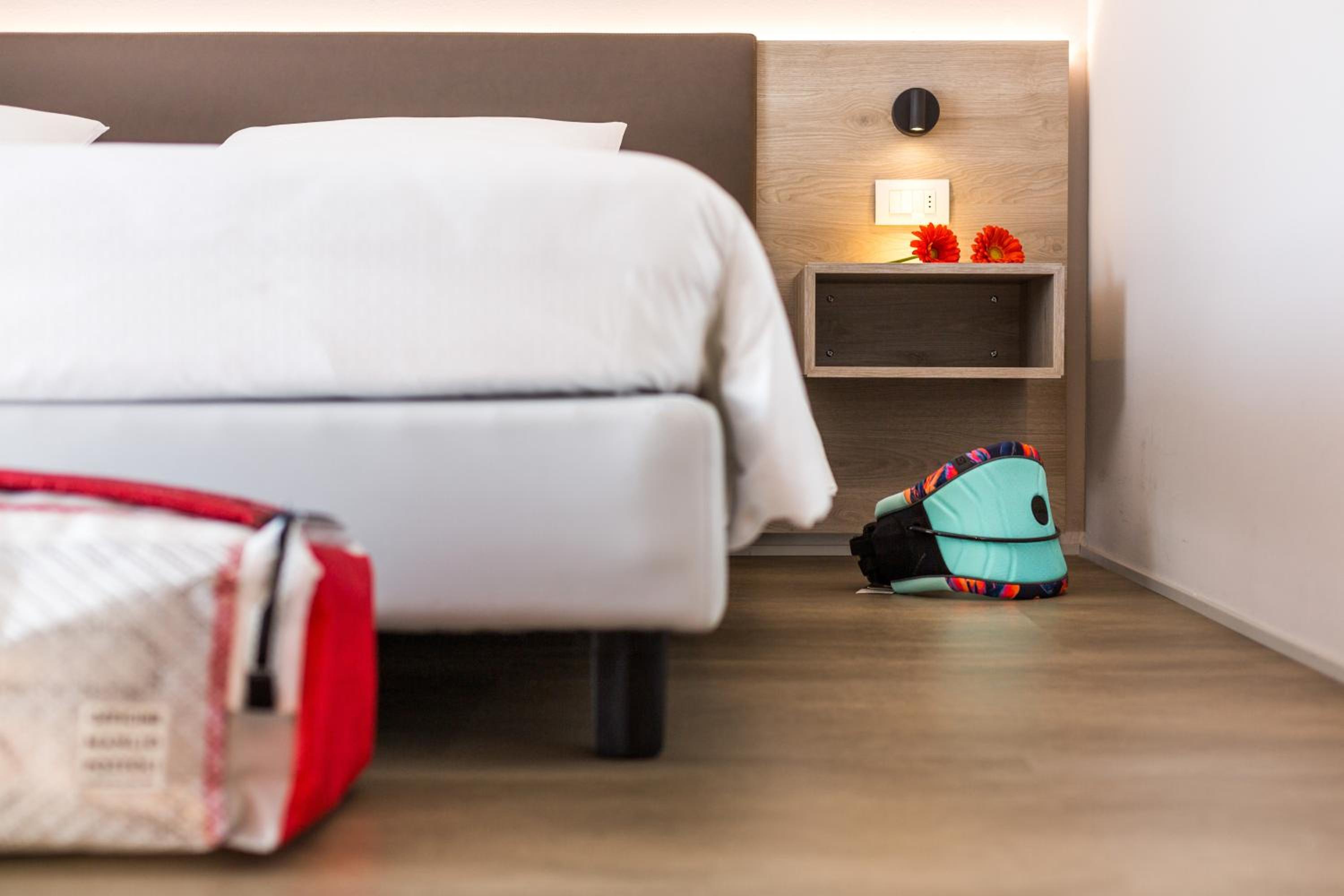 Economy Double Room - Photo 9