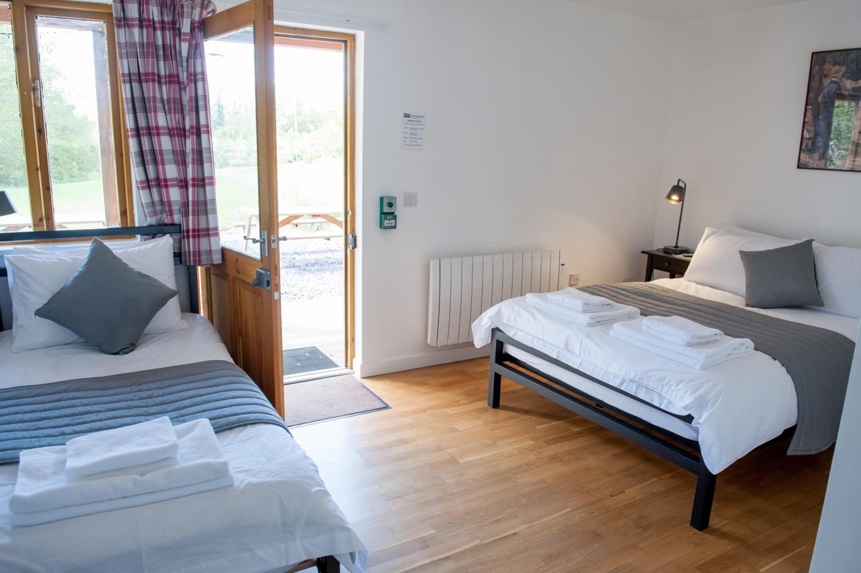 Twin Room - Disability Access - Photo 1