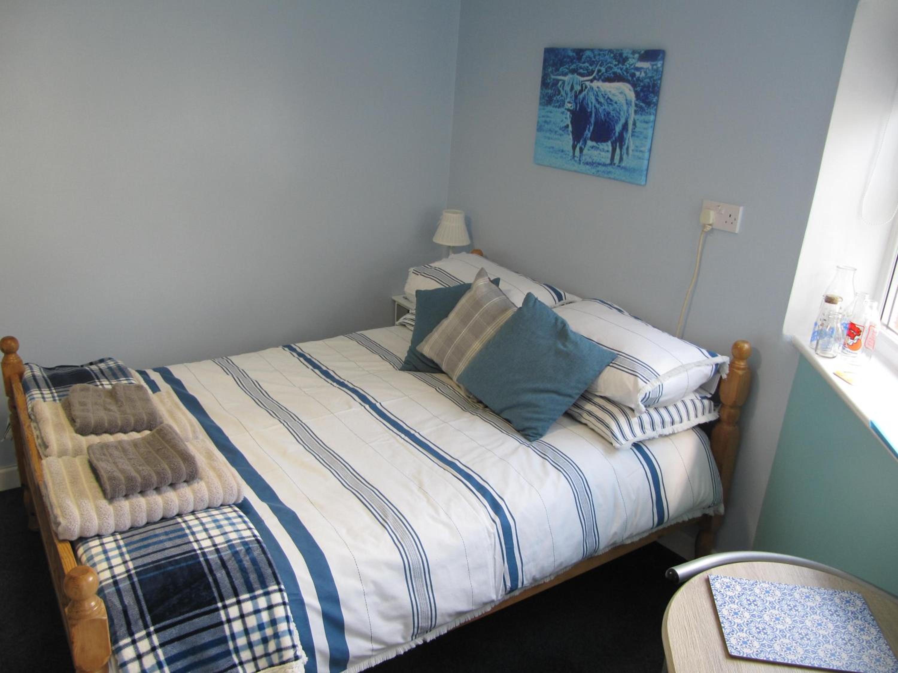Double Room with Private Bathroom - Photo 1