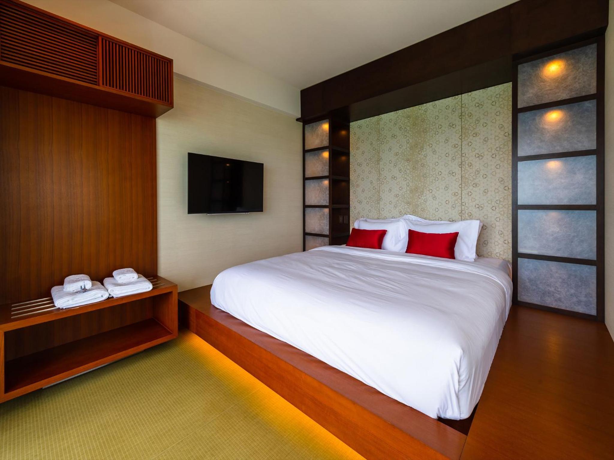 Grand Suite Double Room (12F~13F) - Photo 1