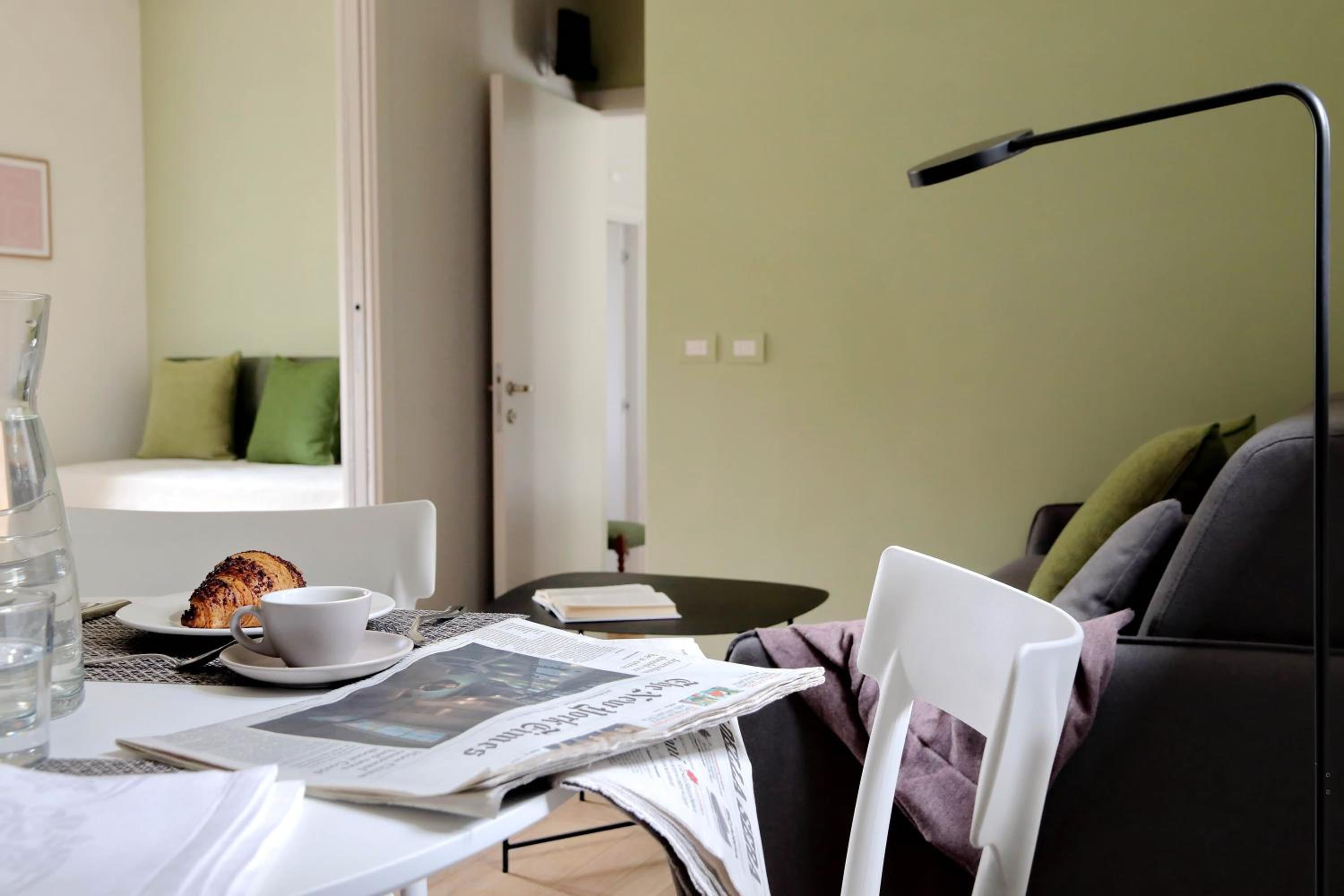 One-Bedroom Apartment photo 3