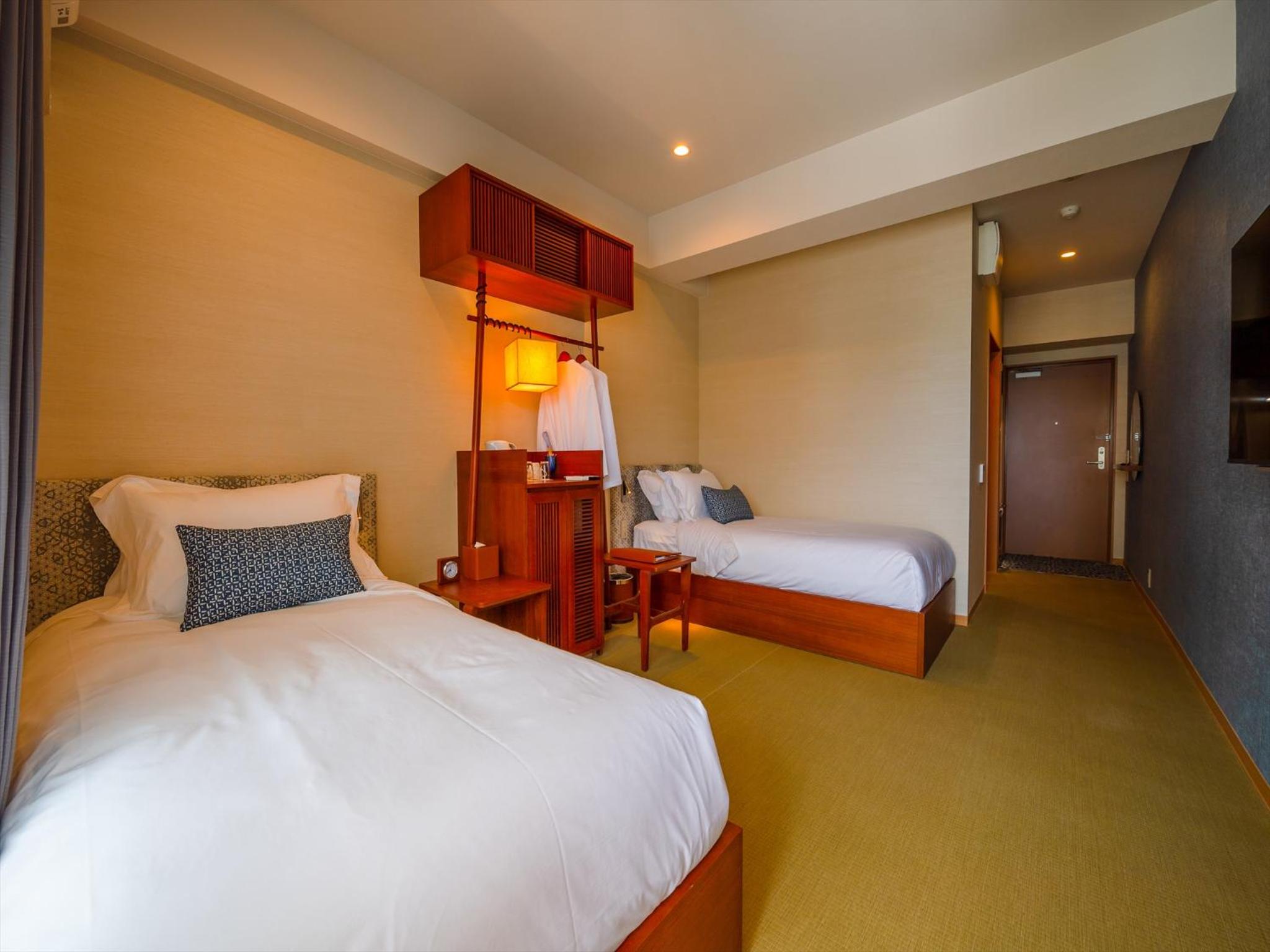 Universal Twin Room (2F) - Photo 7