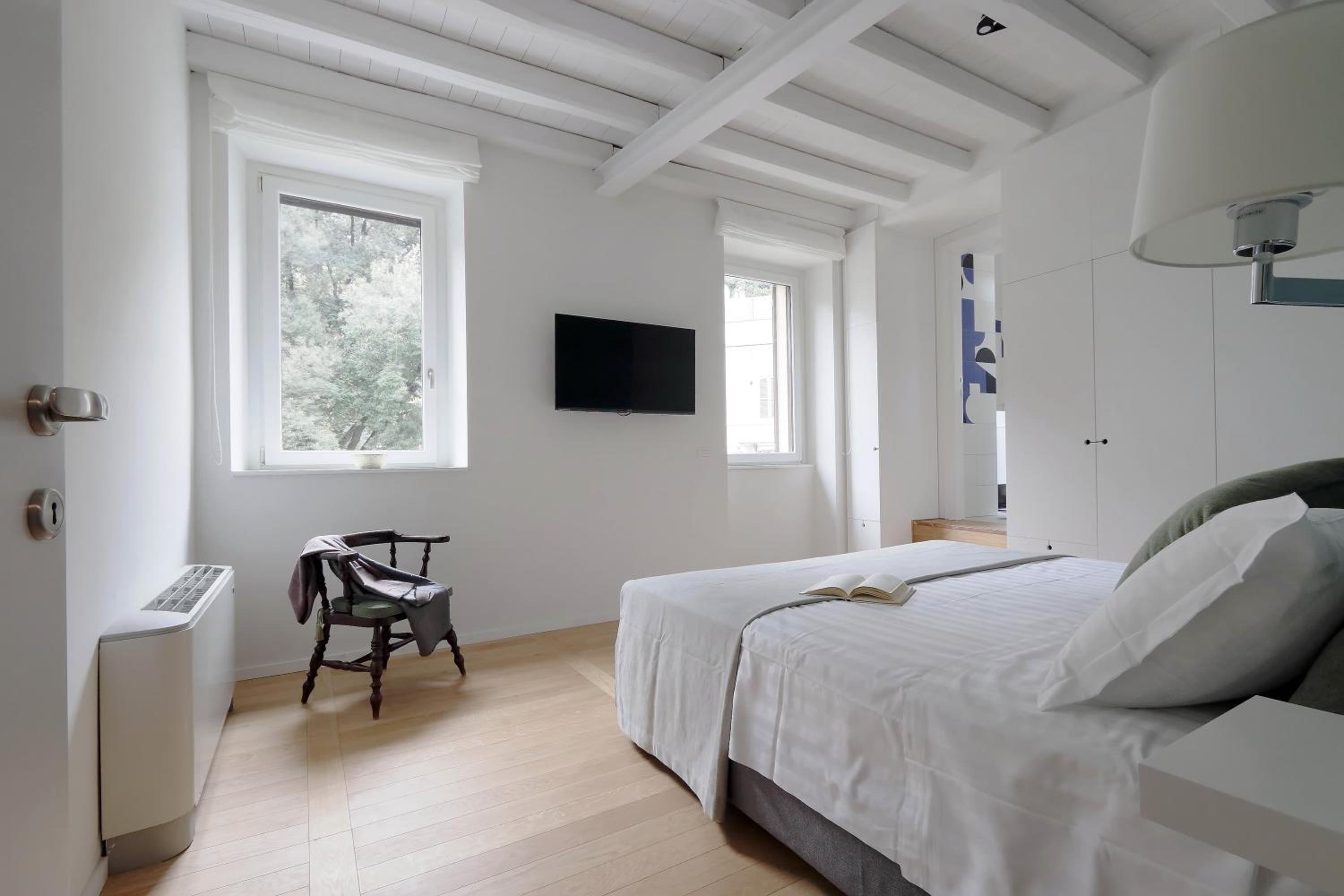 Apartment with Terrace photo 2