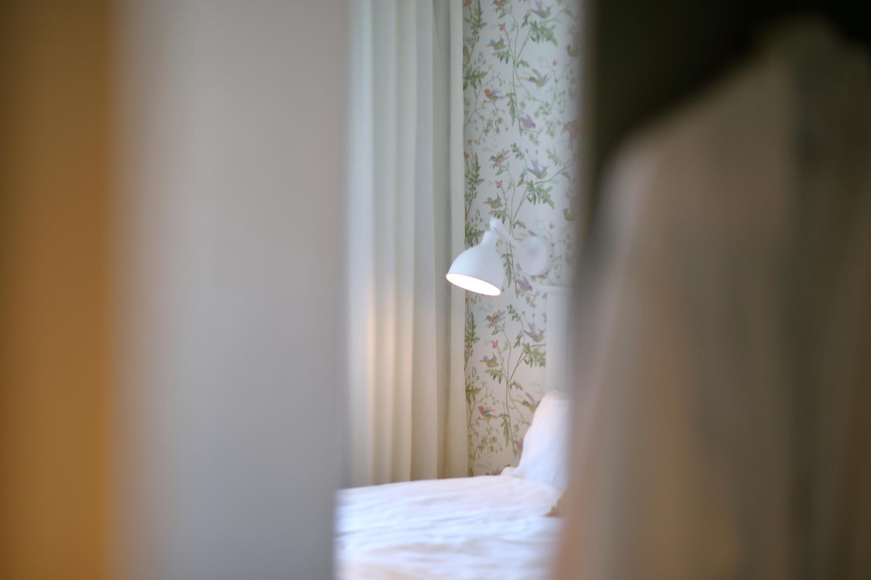 Double Room - Photo 9