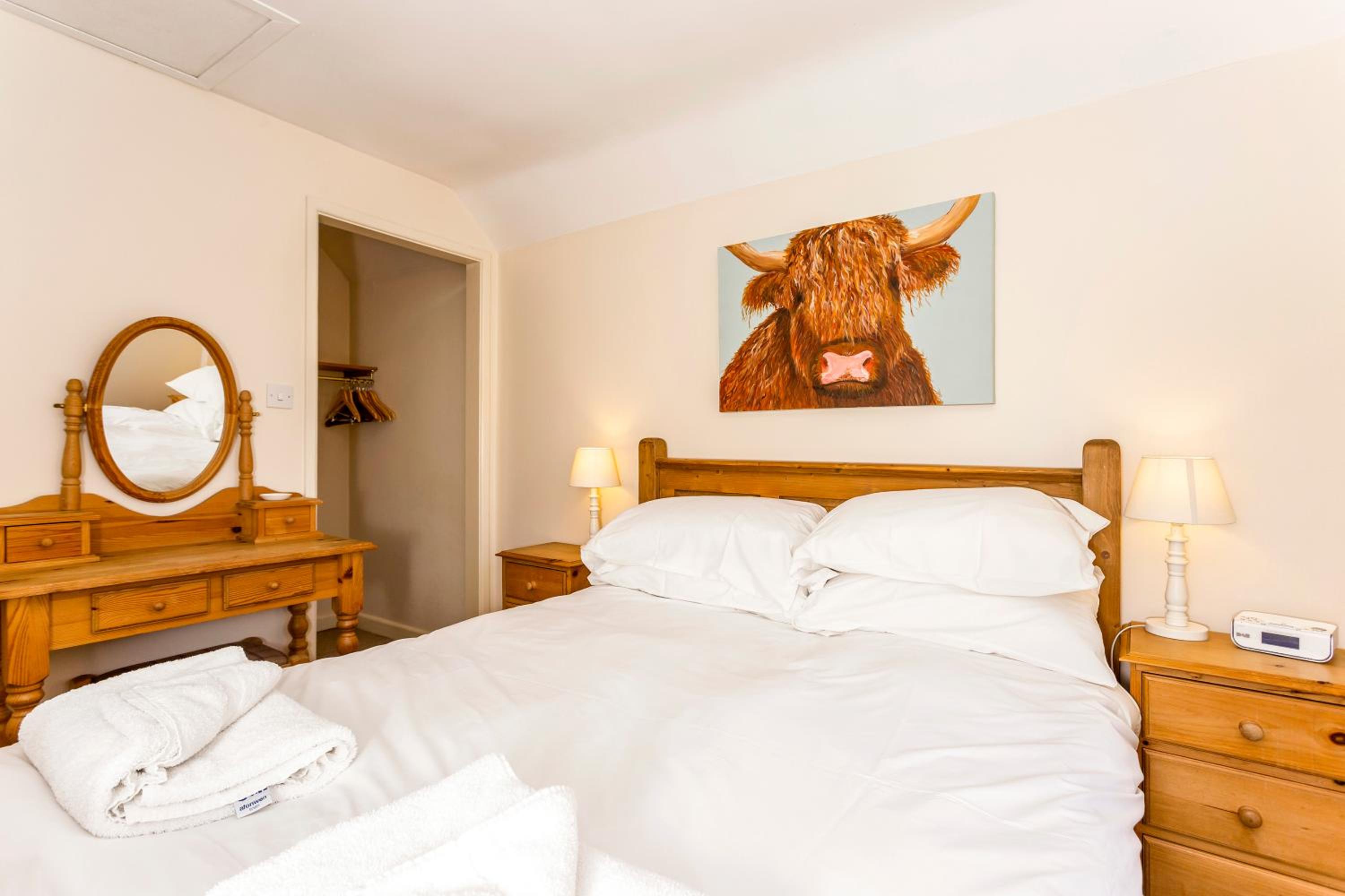 Two-Bedroom Cottage - West Barn  photo 1