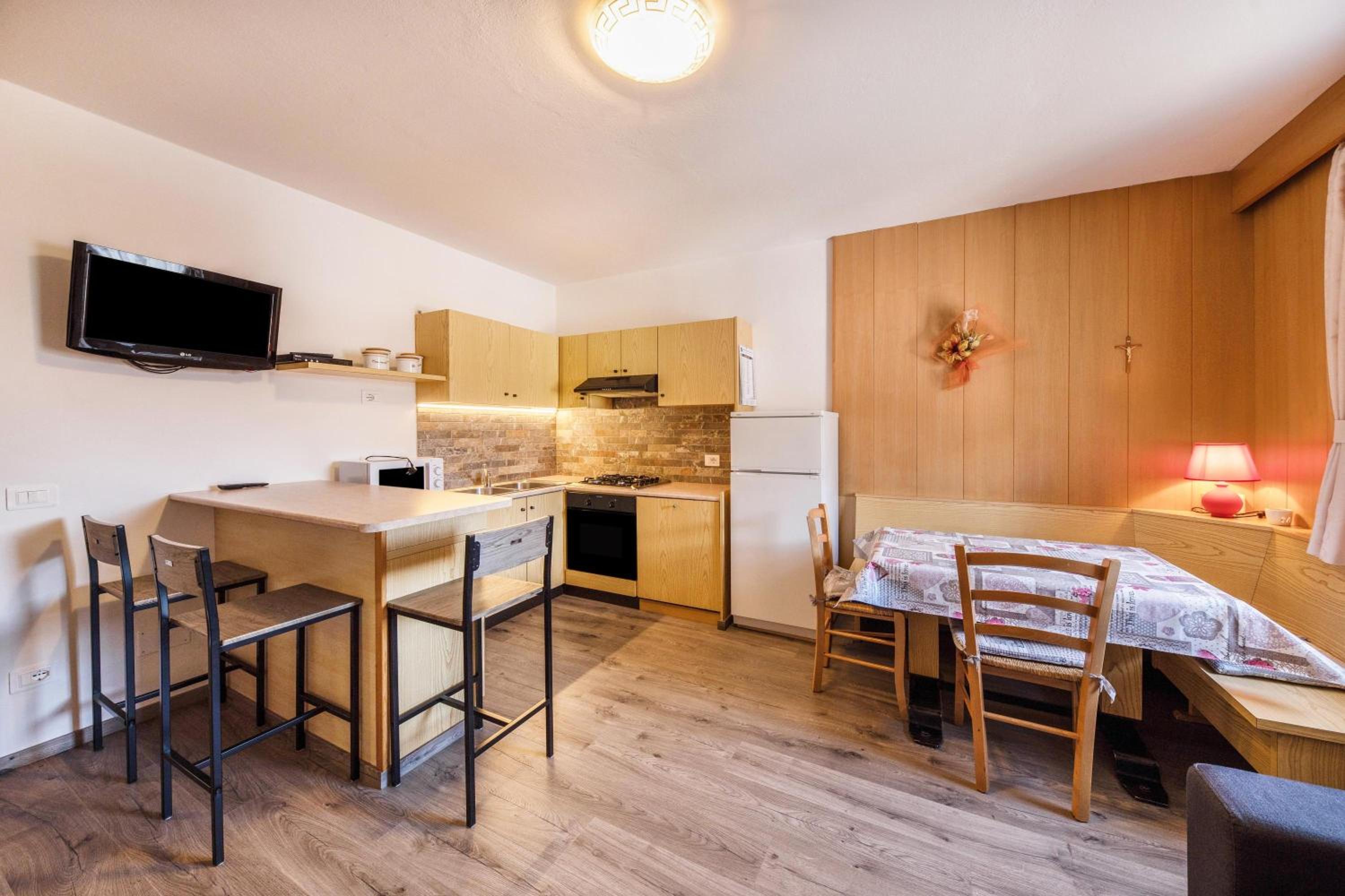 Two-Bedroom Deluxe Apartment with Garden View photo 3