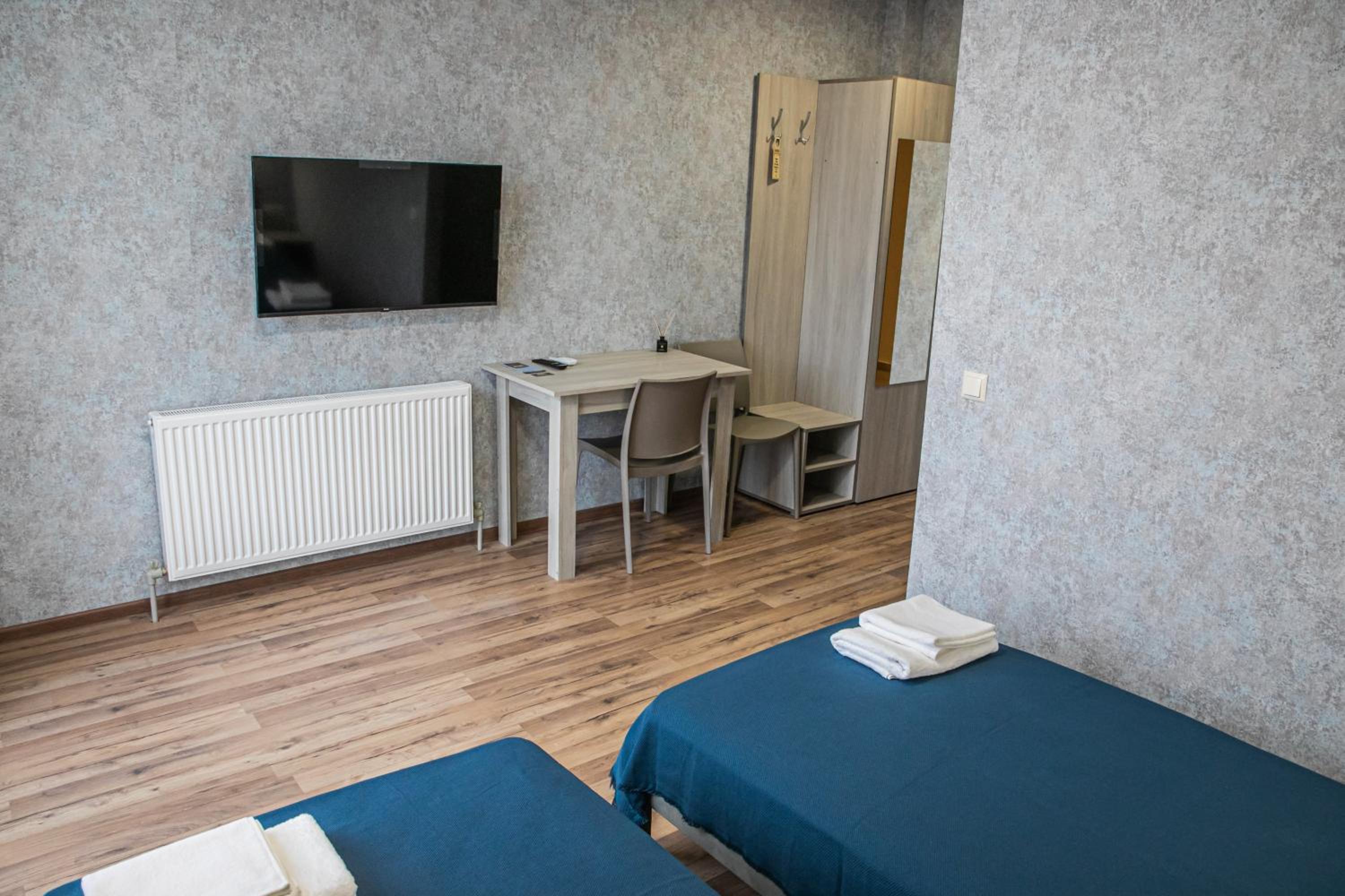 Double or Twin Room with Balcony photo 2