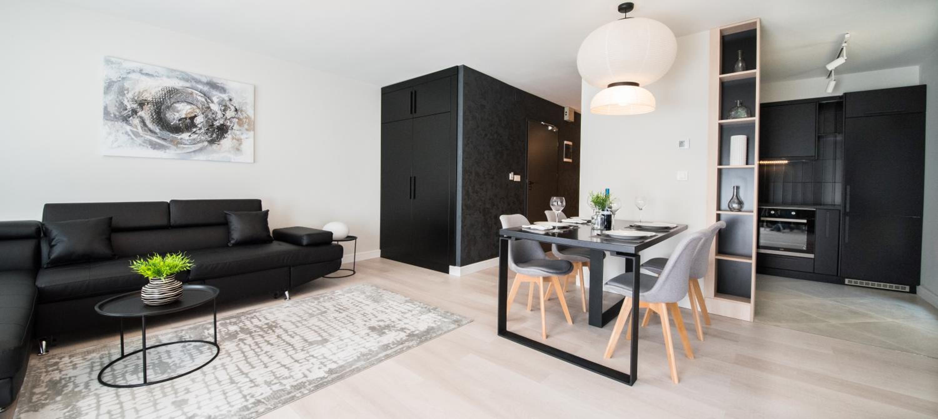 One-Bedroom Apartment