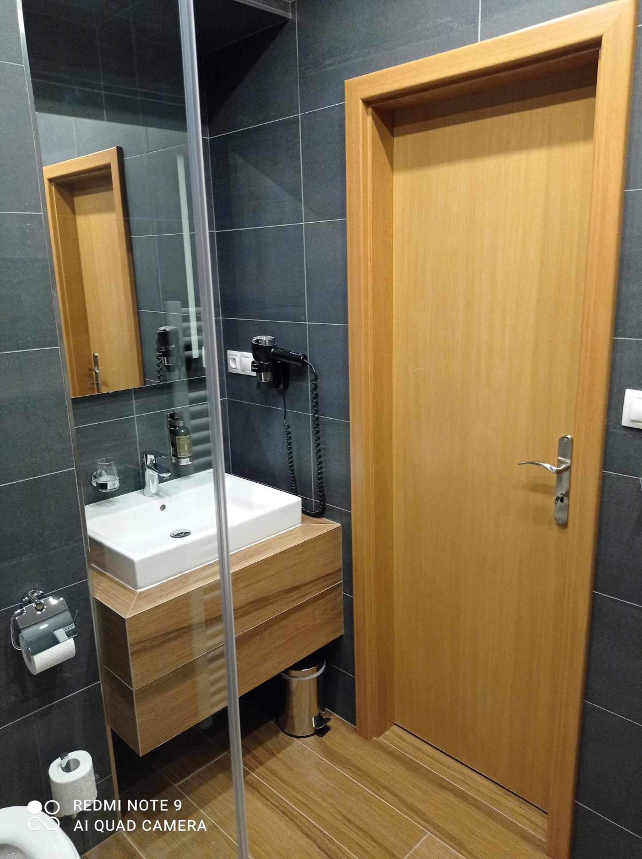 Deluxe Double Room with Kitchen photo 2