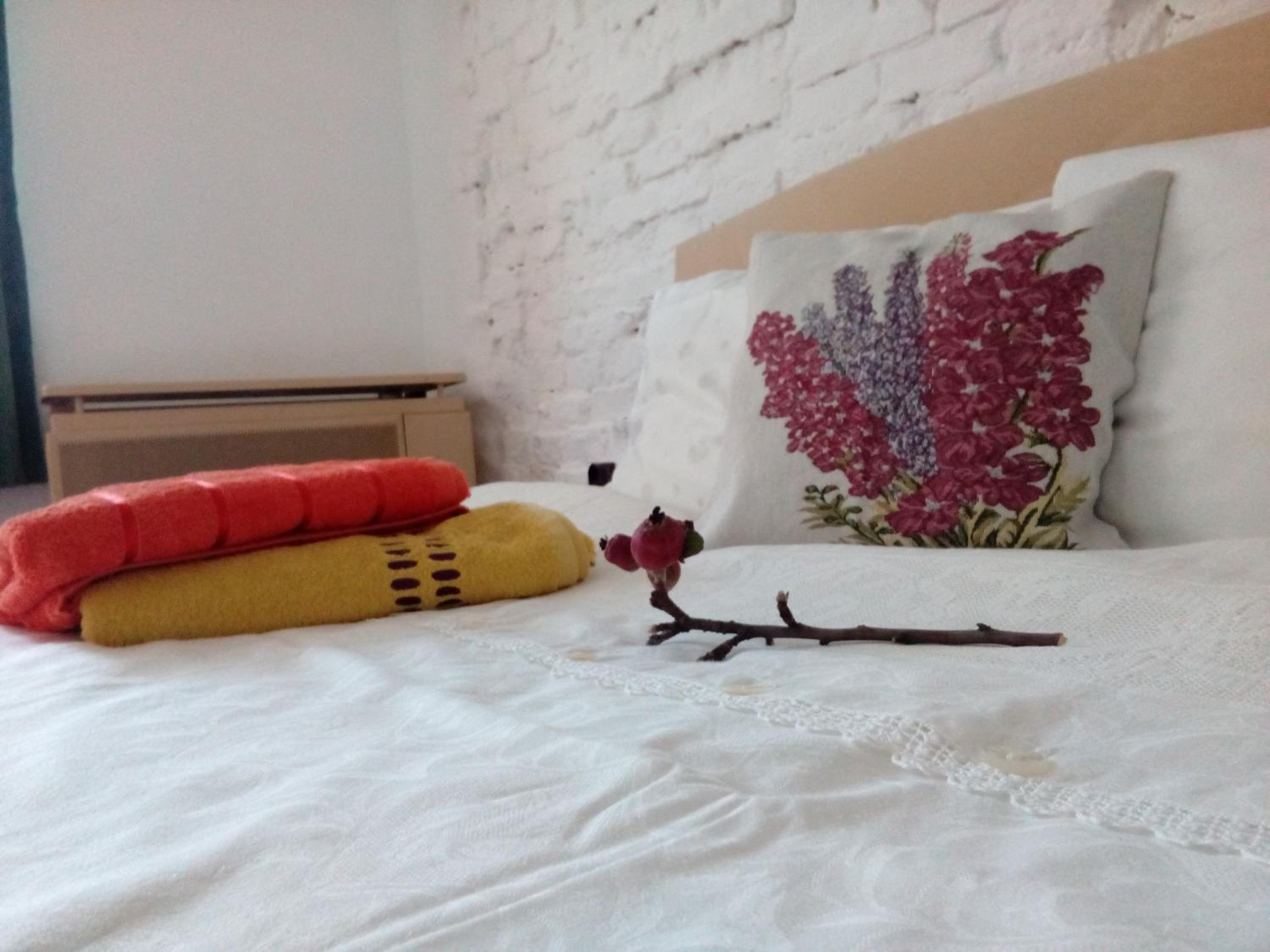 Queen Room with Garden View - Photo 1