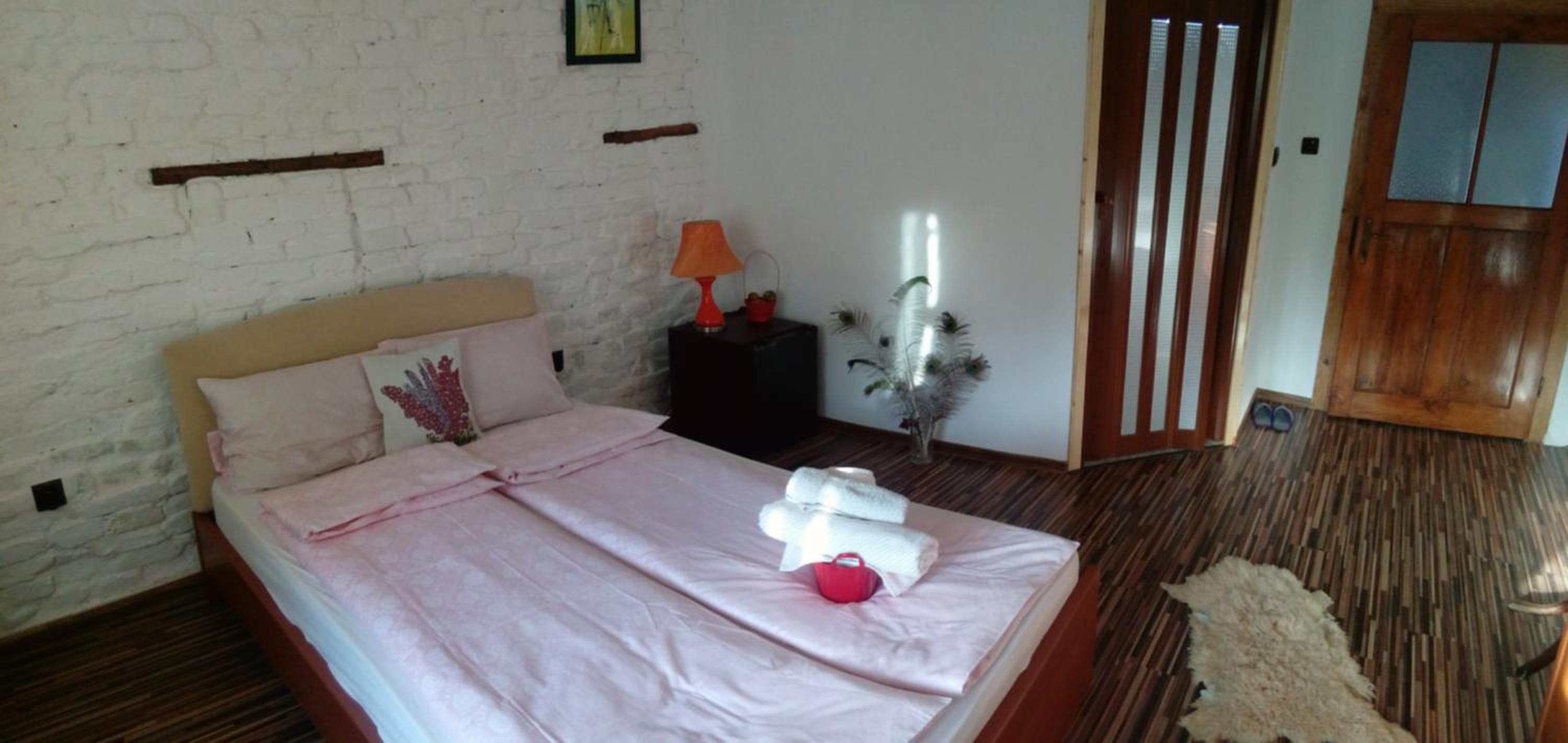 Queen Room with Garden View - Photo 4