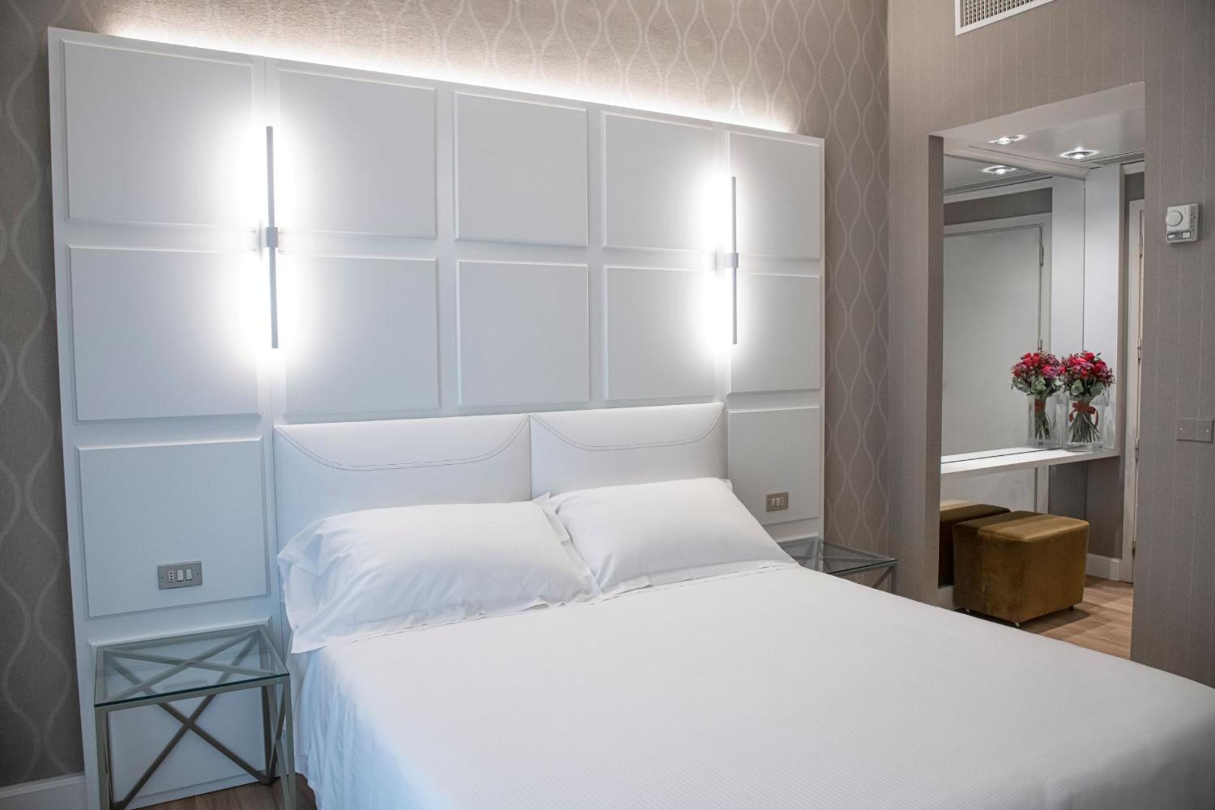 Superior Double Room - Photo 4
