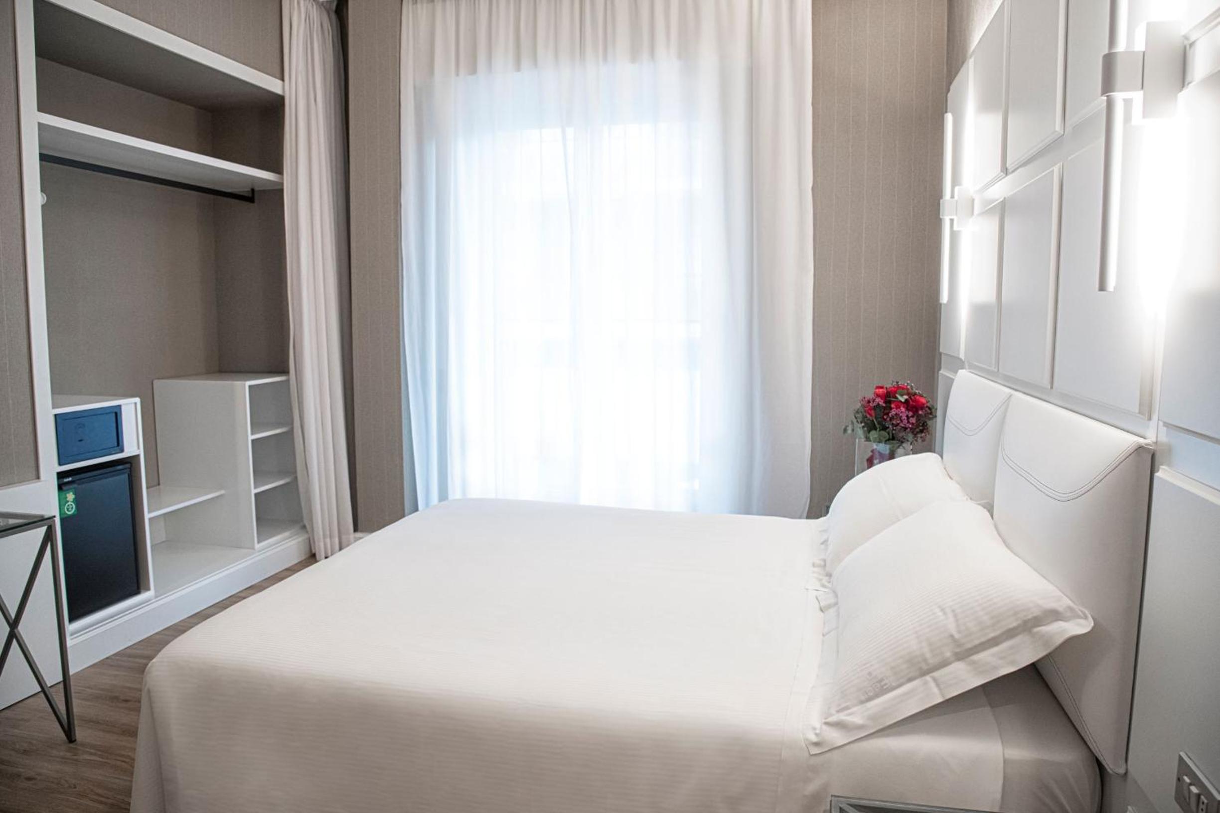 Superior Double Room - Photo 3