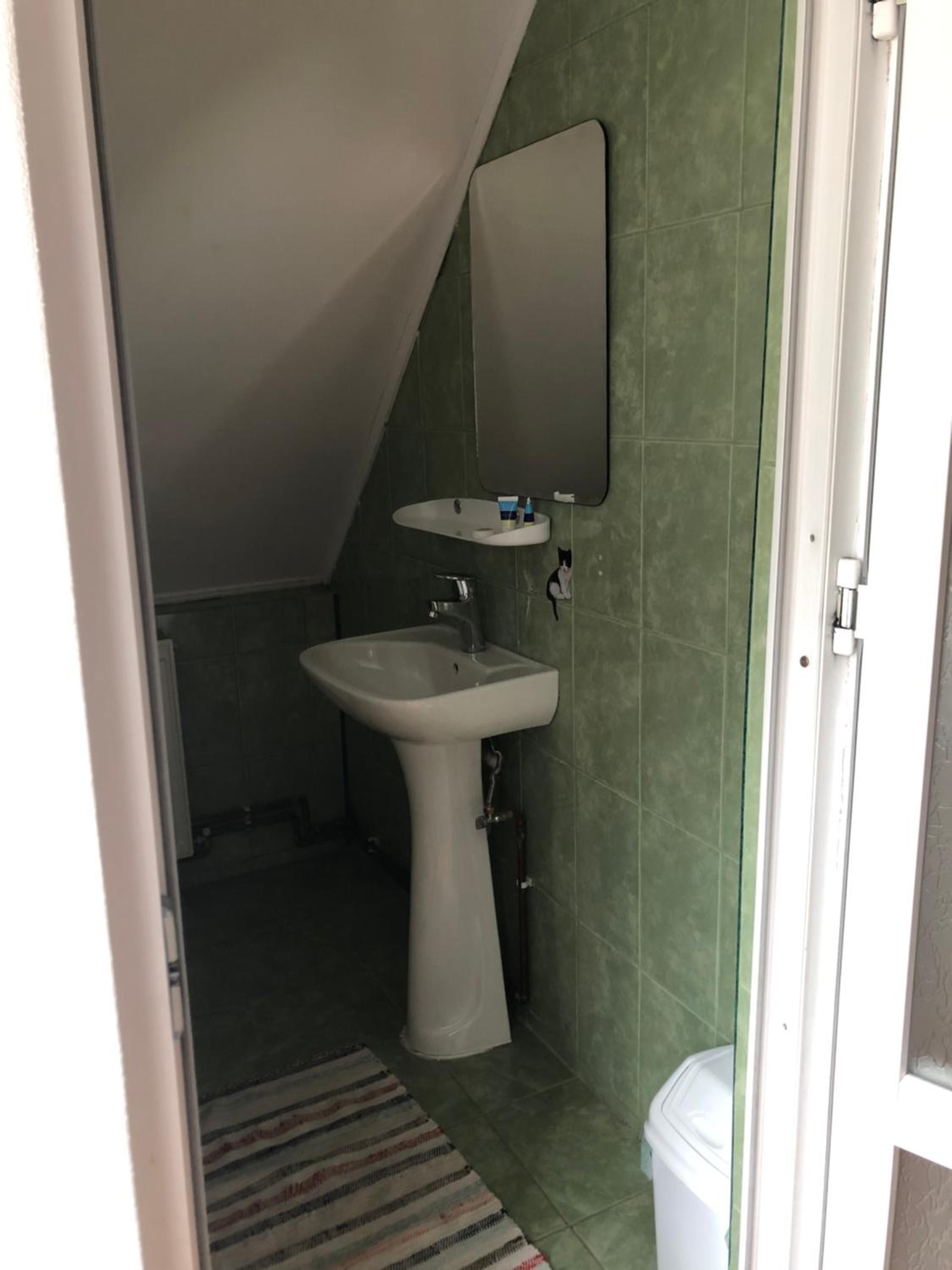 Triple Room - Photo 5