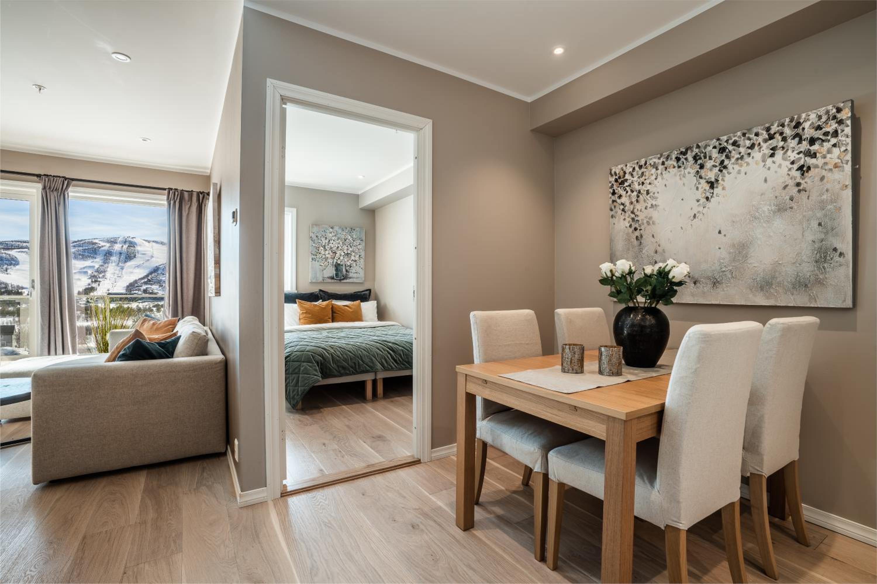 Deluxe Two-Bedroom Apartment
