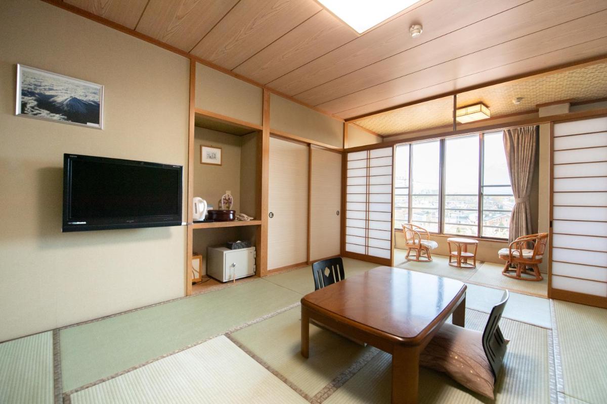 Japanese-Style Room with Mountain View - Non Smoking photo 3