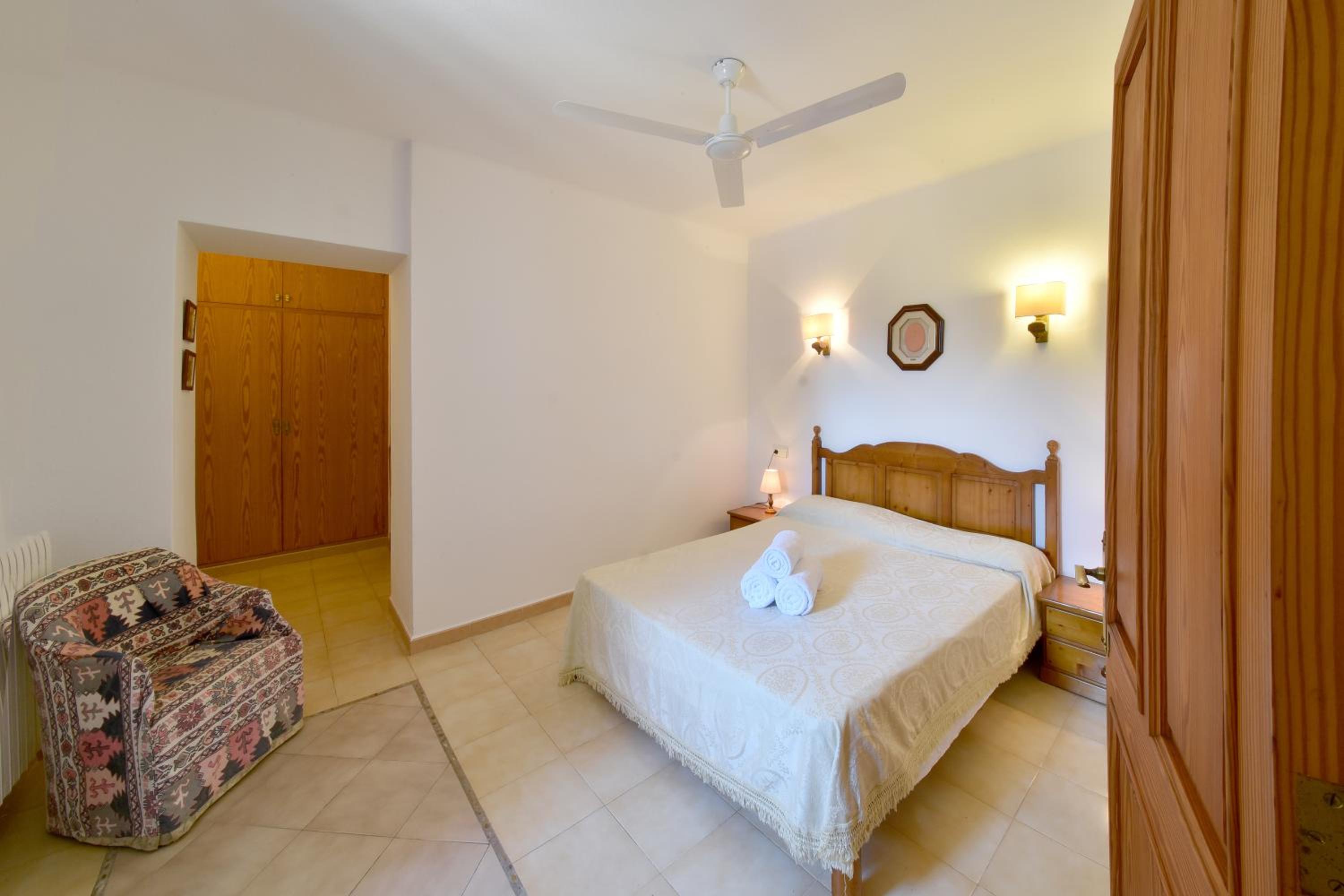 Casa de cuatro habitaciones