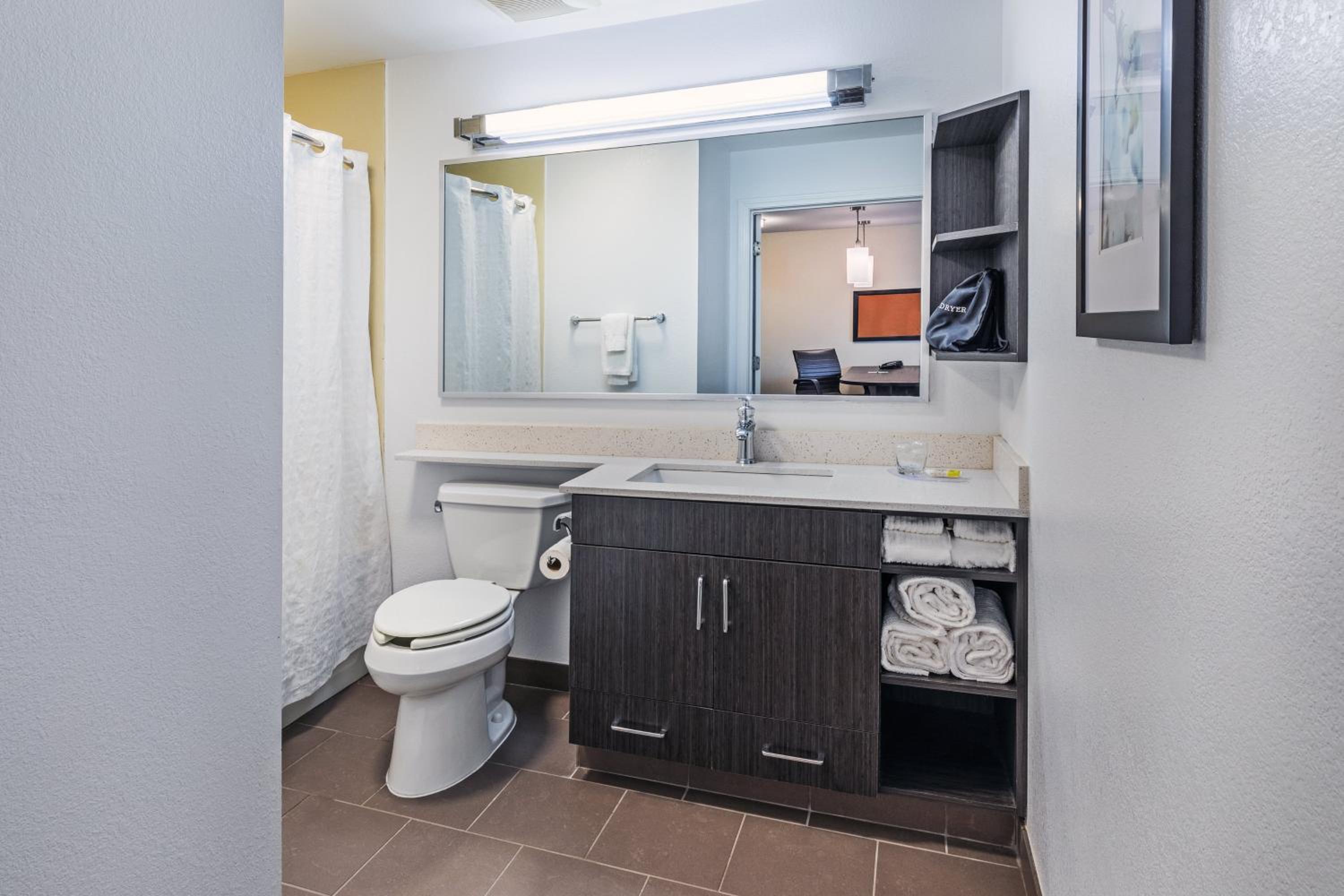 Studio Suite - Photo 4