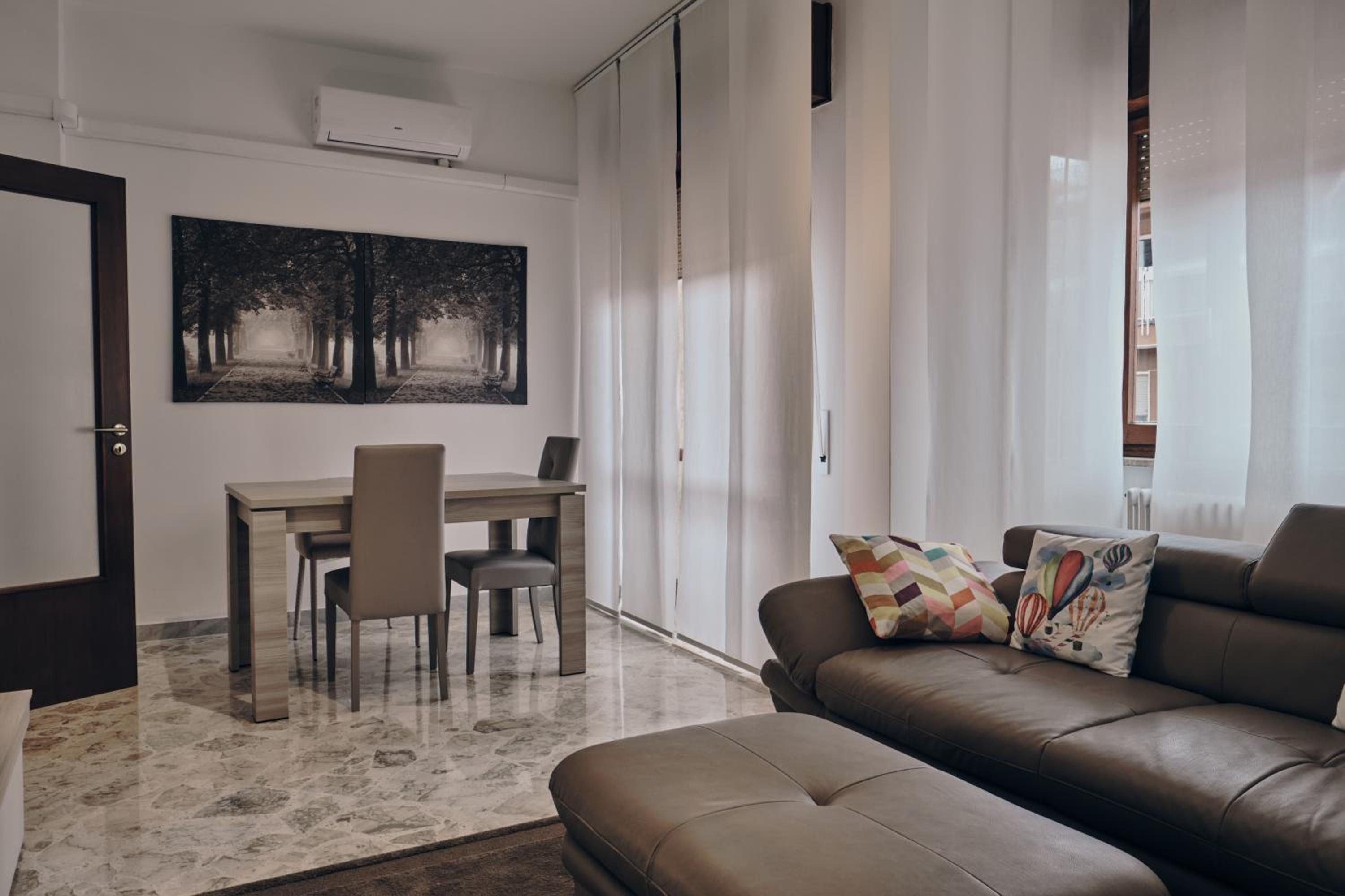Two-Bedroom House - Photo 39