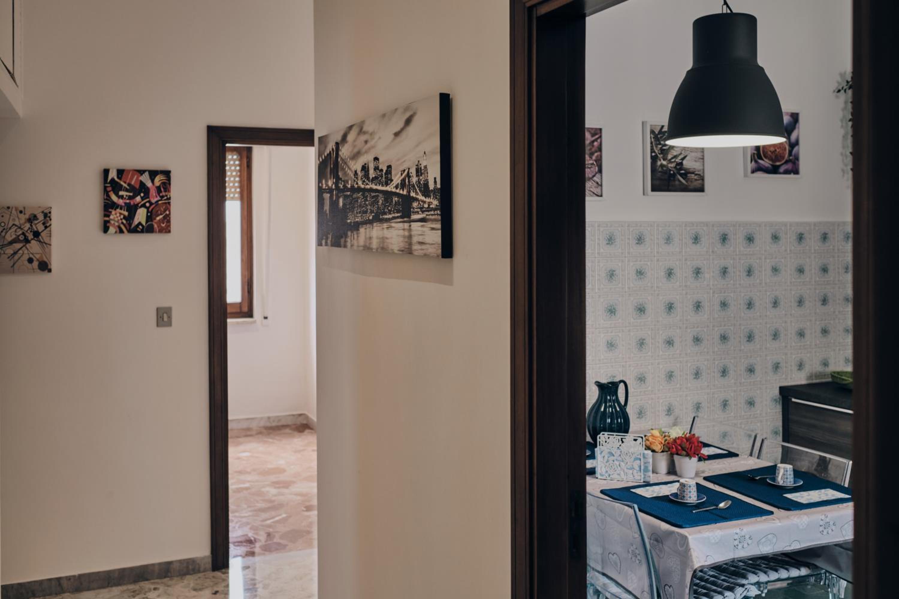 Two-Bedroom House - Photo 20