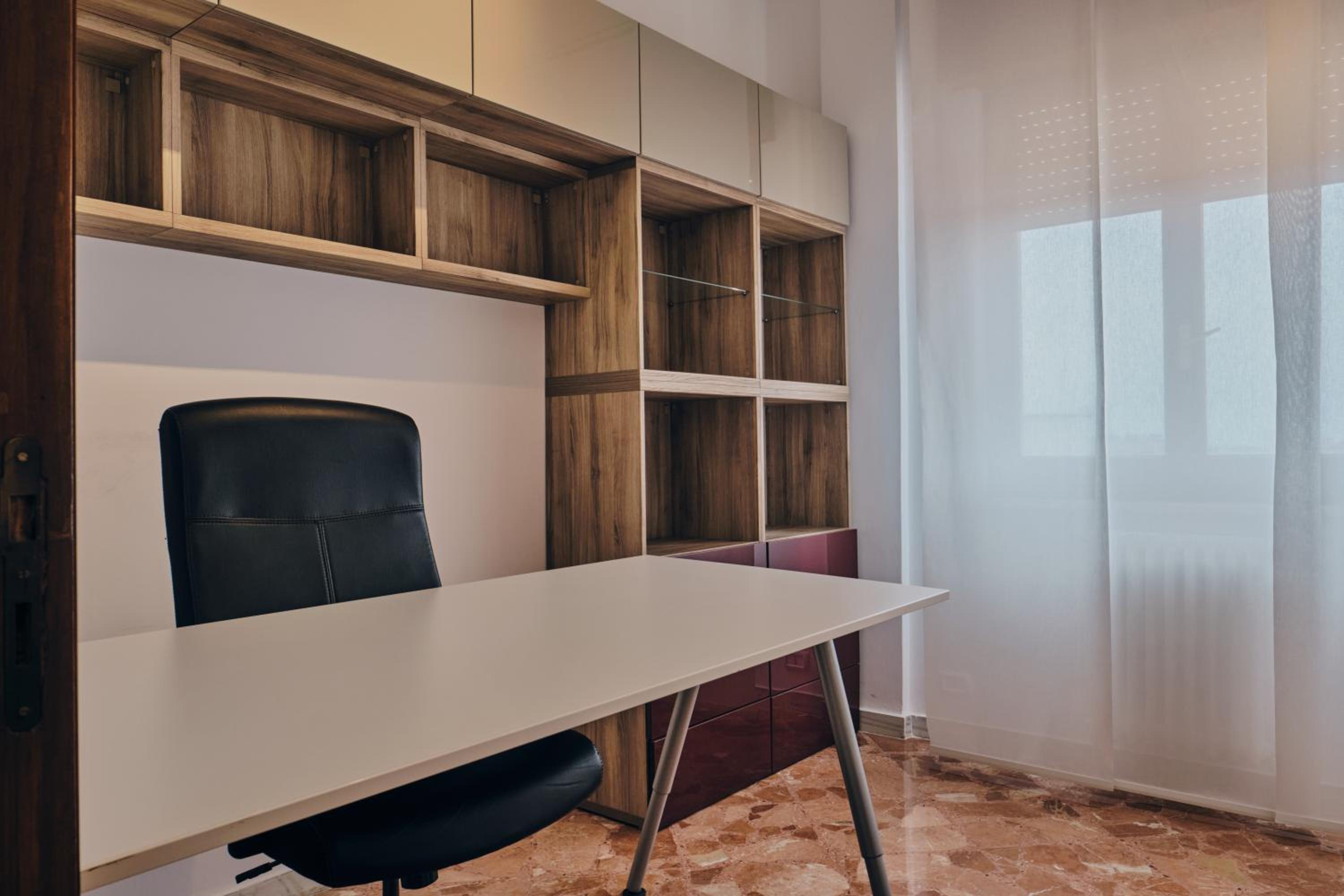 Two-Bedroom House - Photo 16