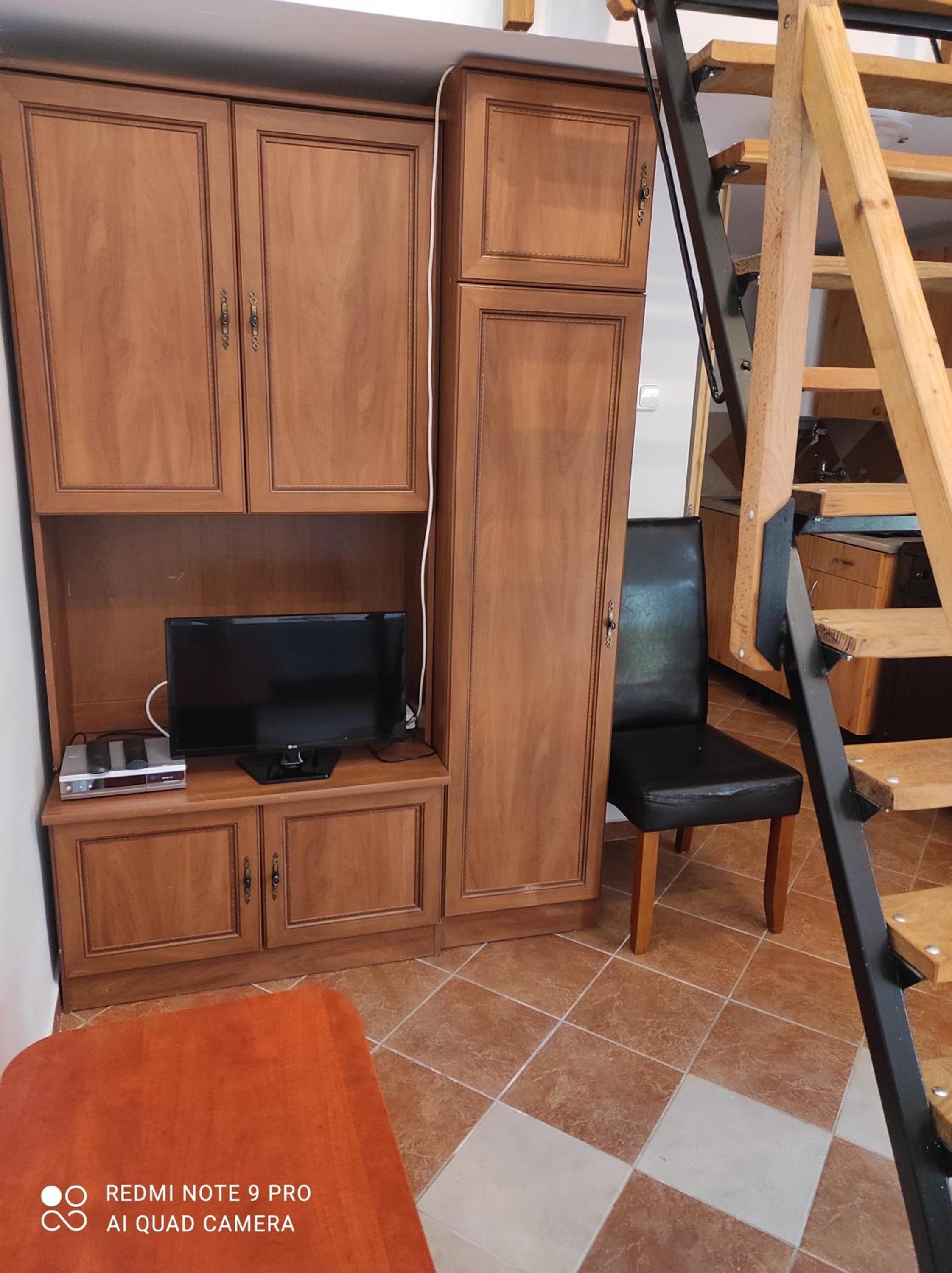 Maisonette photo 1