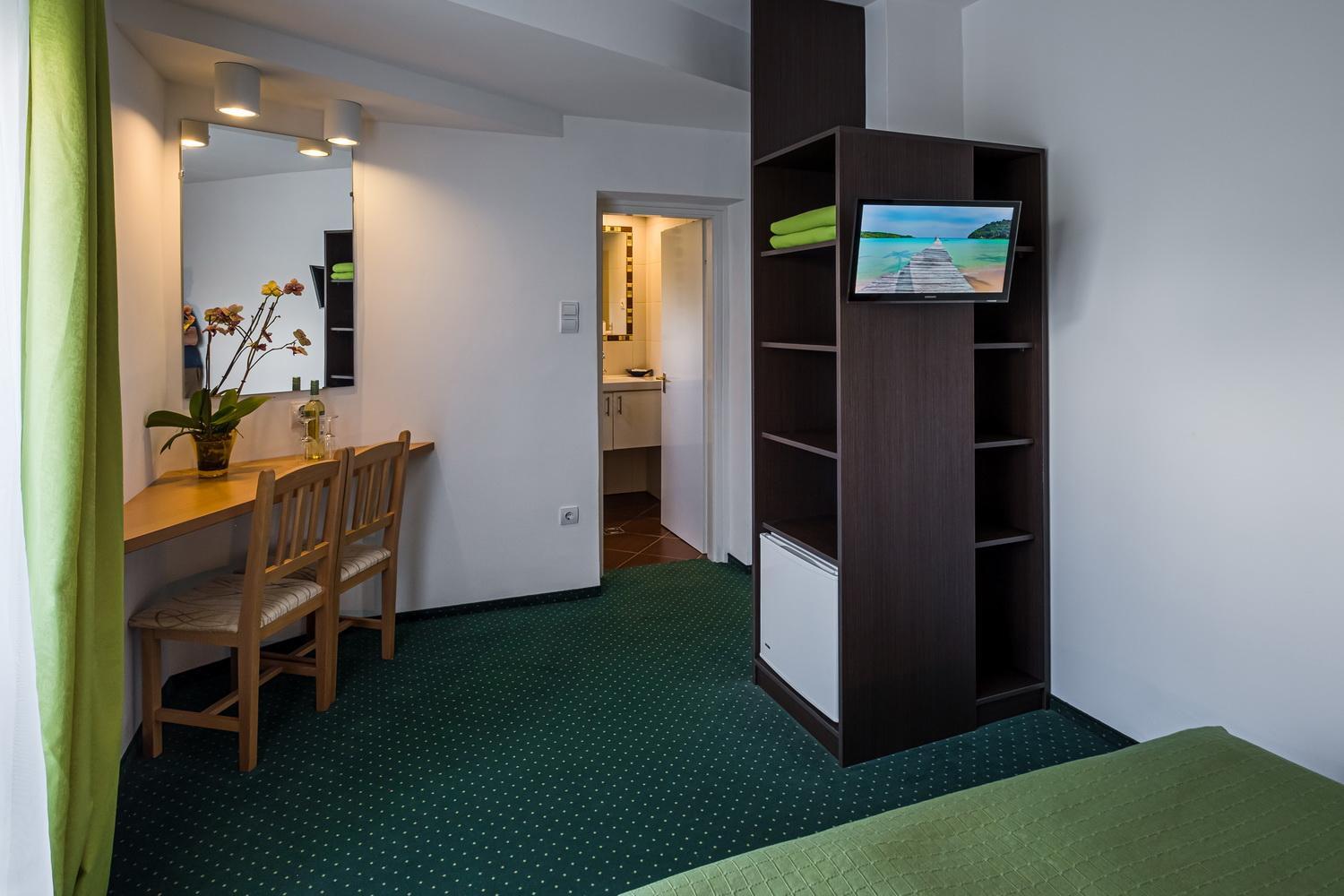 Double Room with Terrace photo 3
