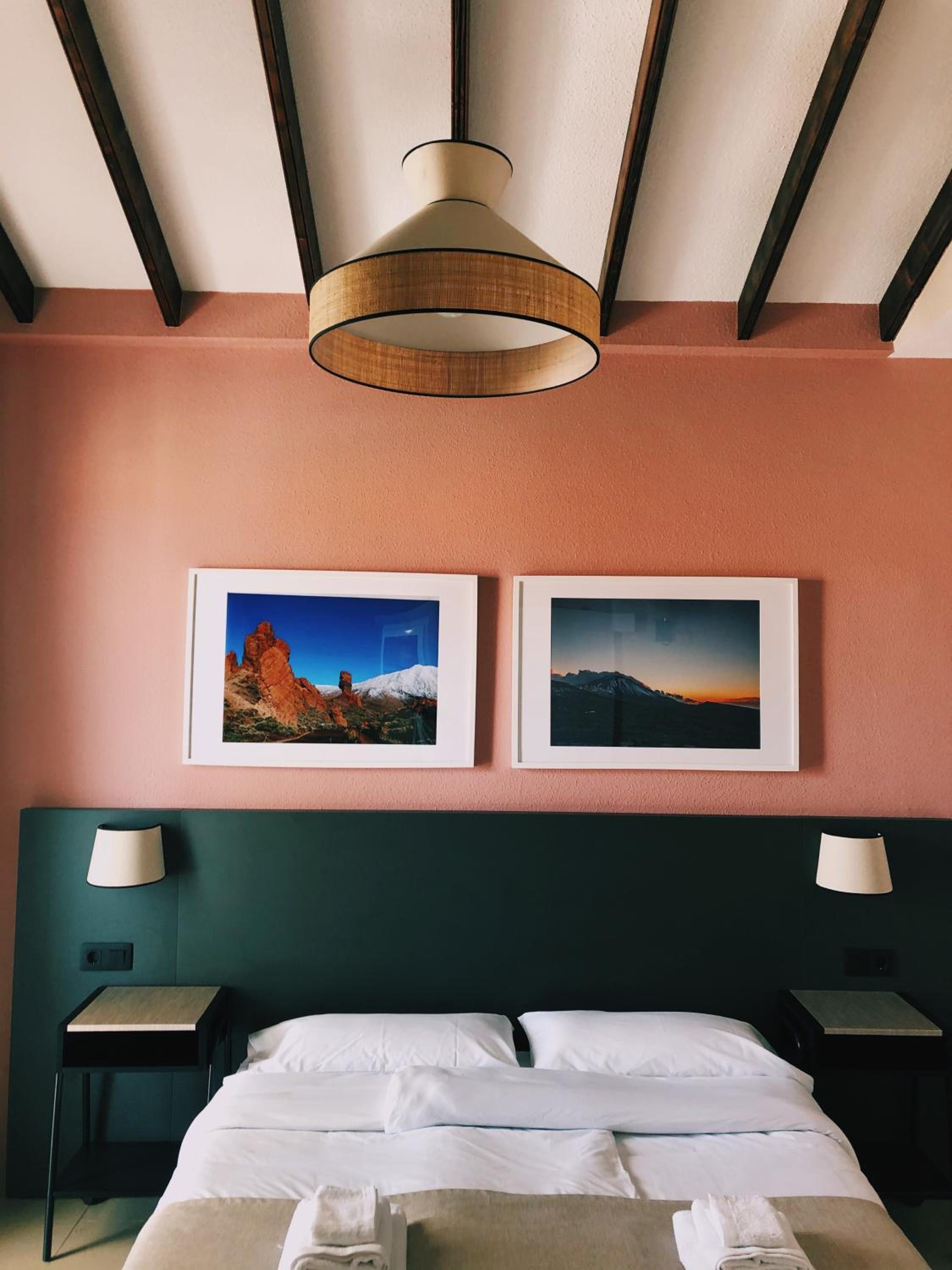 Family Room with Private Bathroom - Photo 6