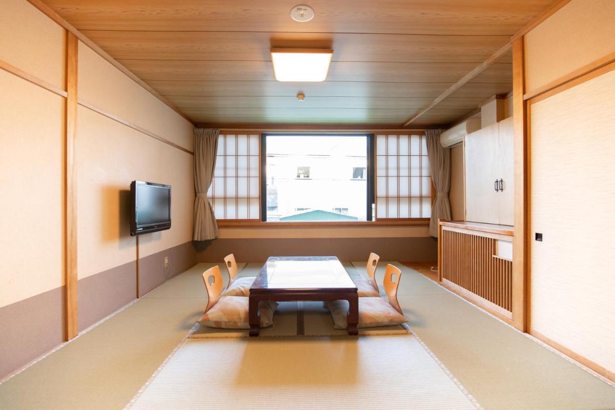 Japanese-Style Room - Non-Smoking (6 Adult) photo 2