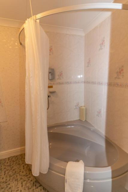 Double Room with Four Poster Bed photo 2