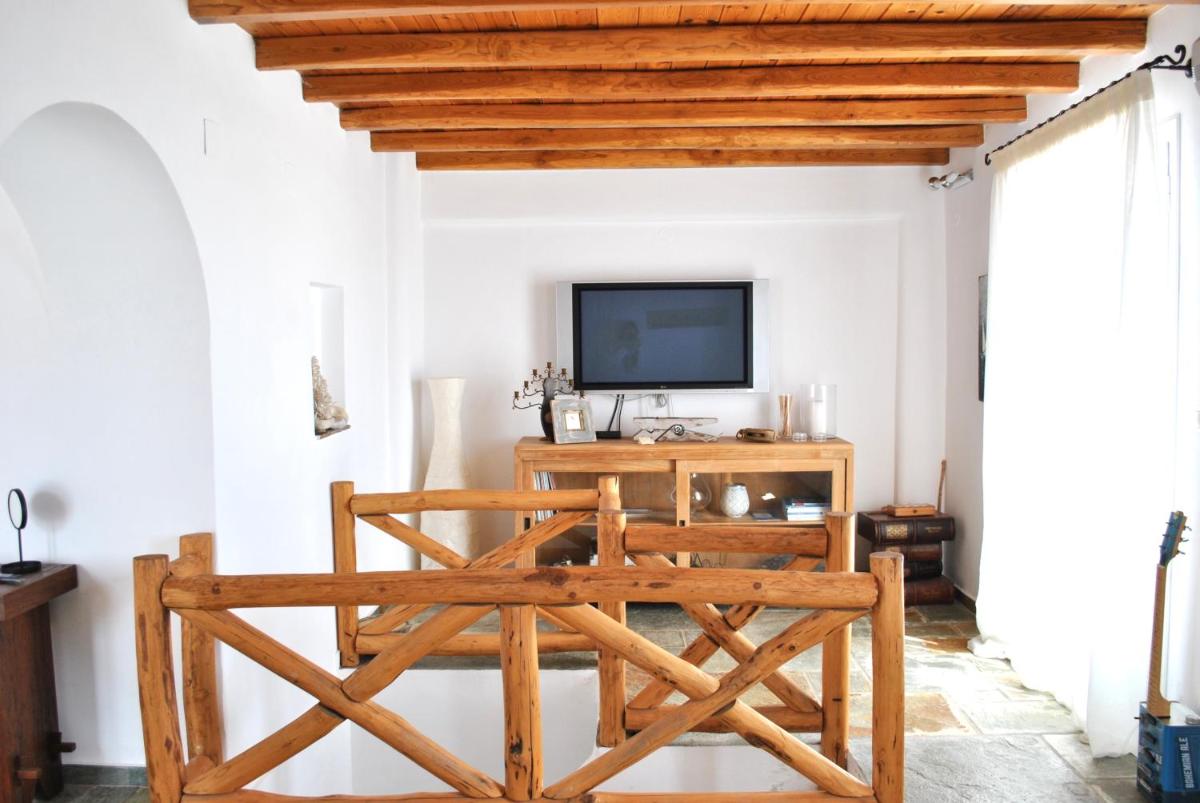Superior Villa photo 2