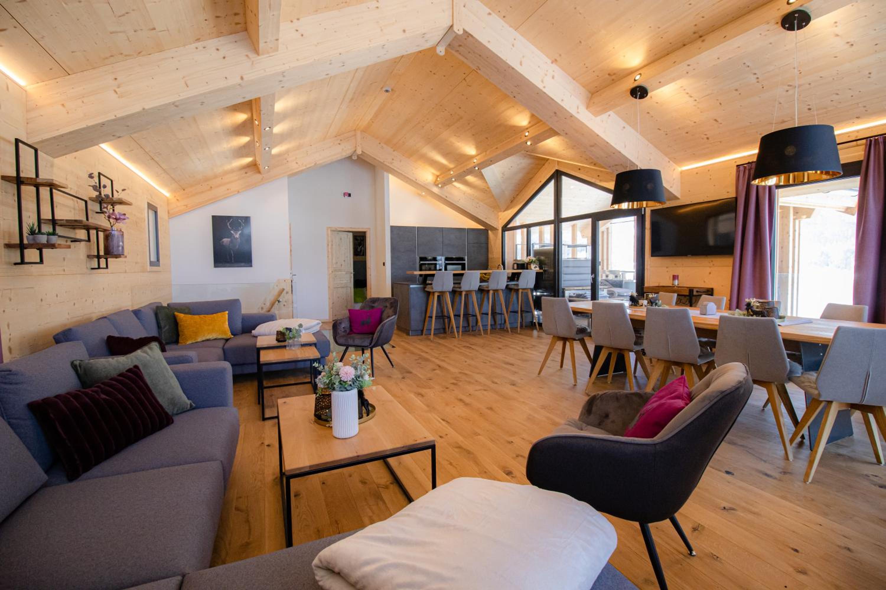 Superior Chalet with Sauna & Pool