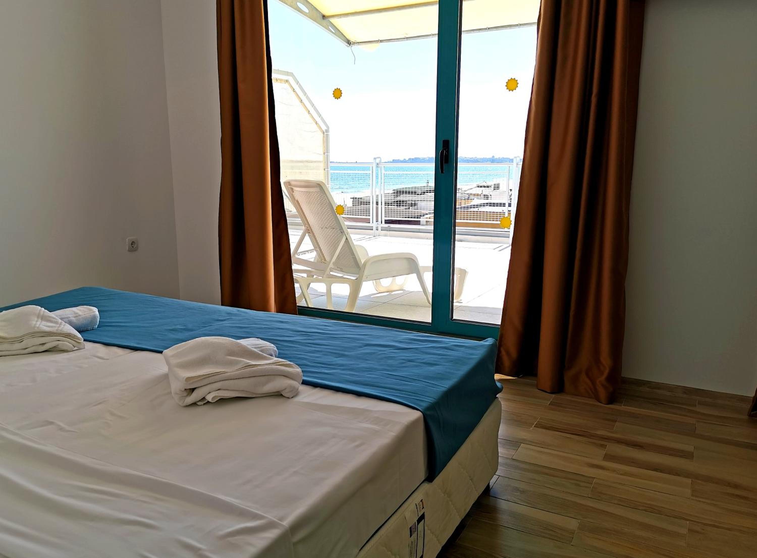 Quadruple Room with Sea View