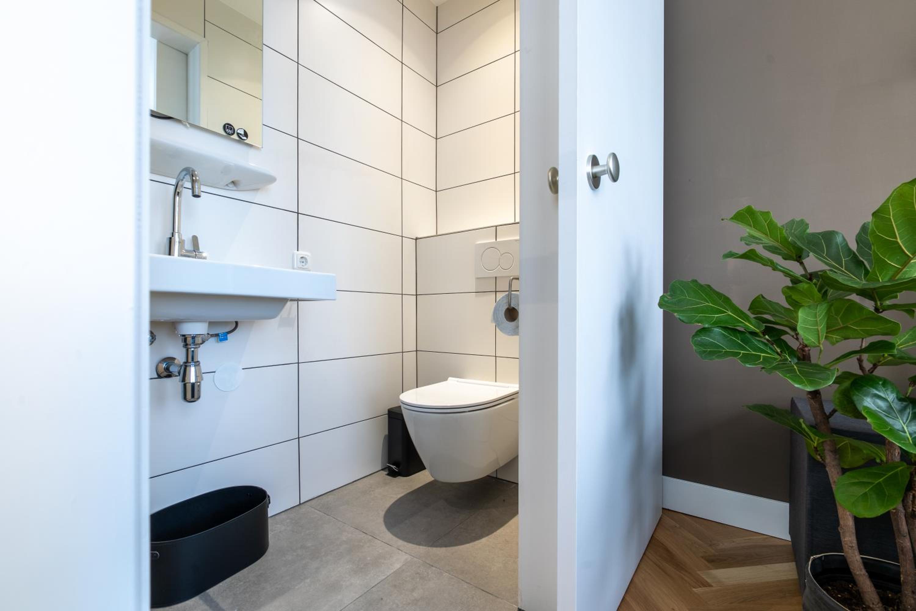 Standard Double Room - Photo 10