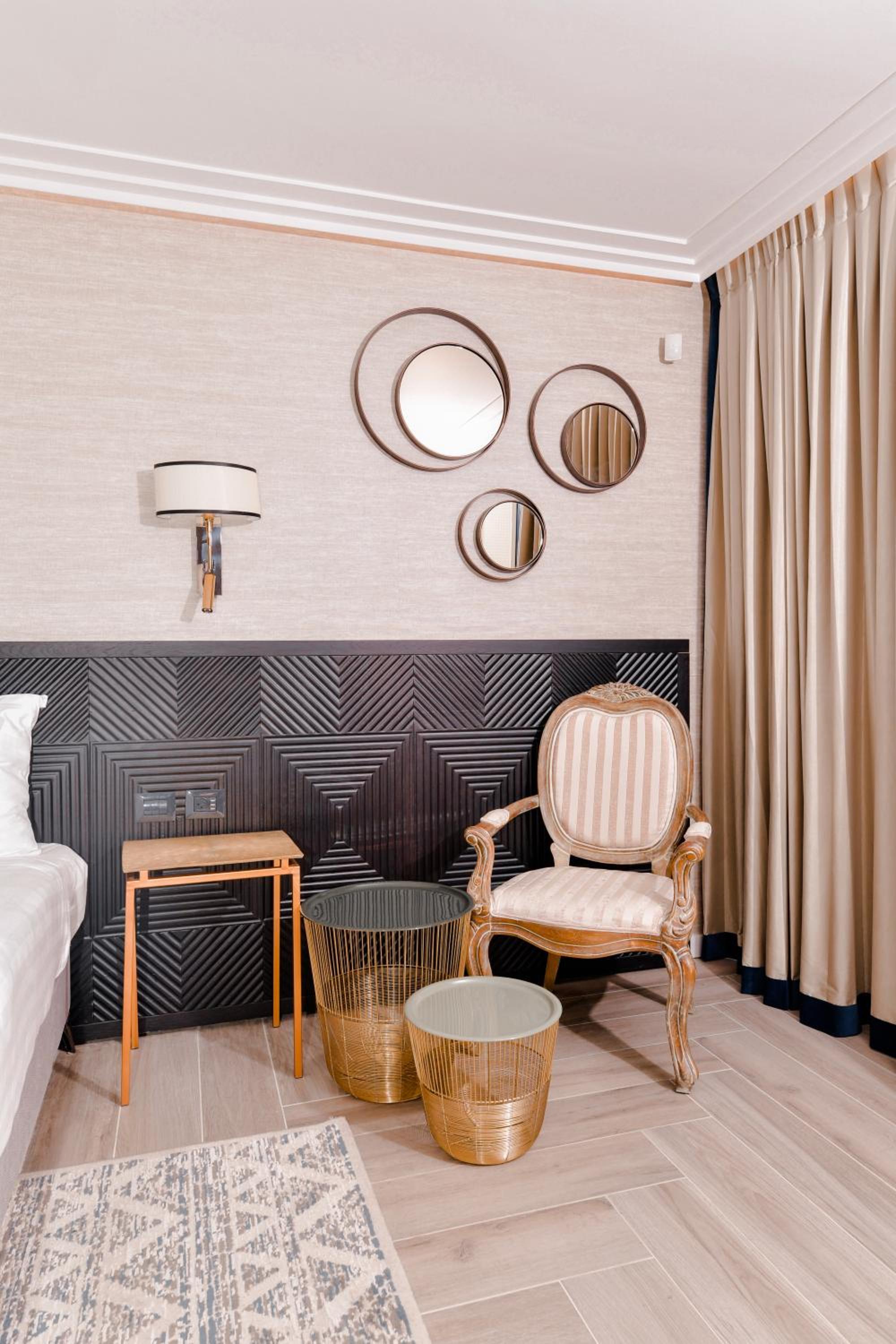 Family Suite - Photo 6