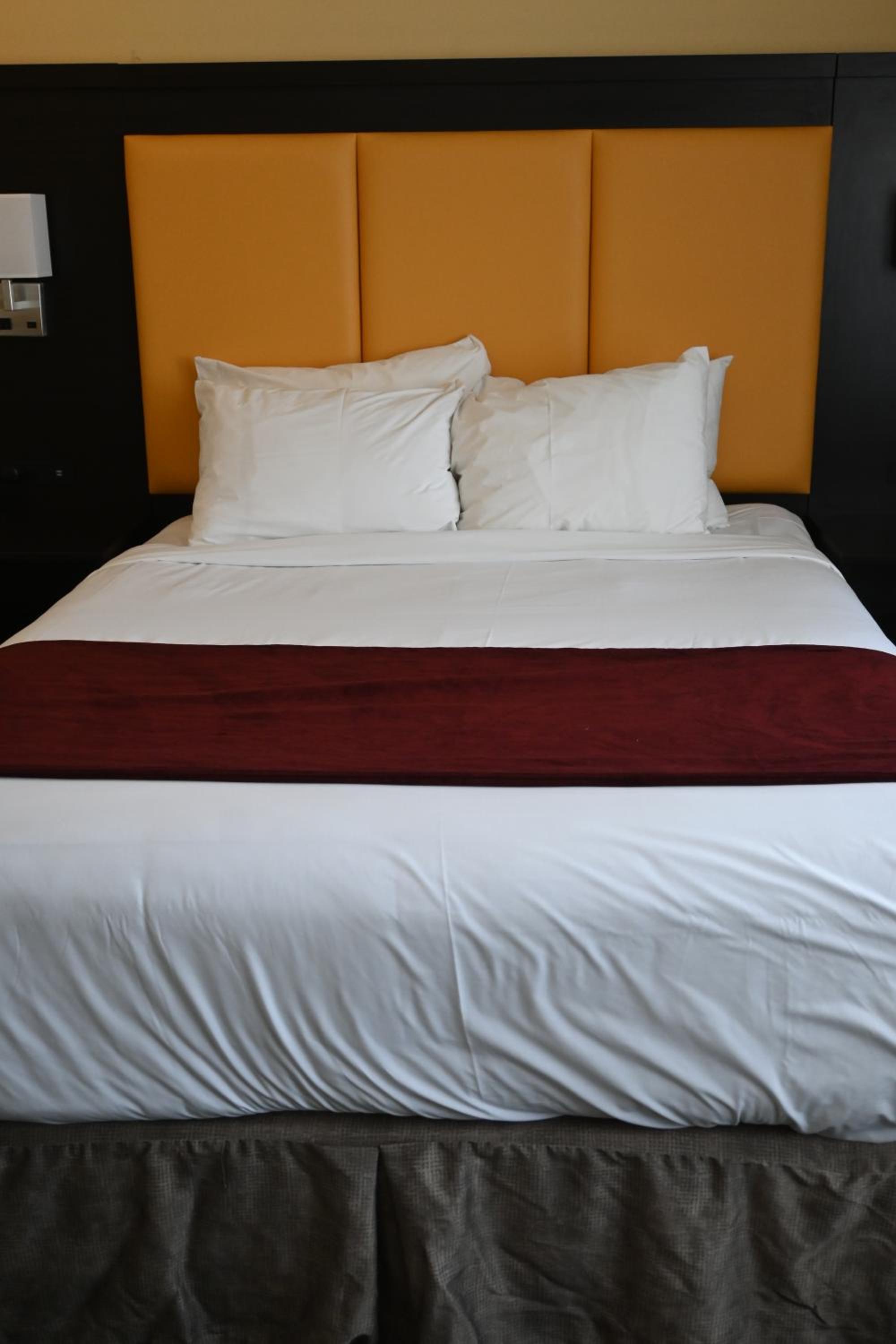 Queen Room - Photo 4