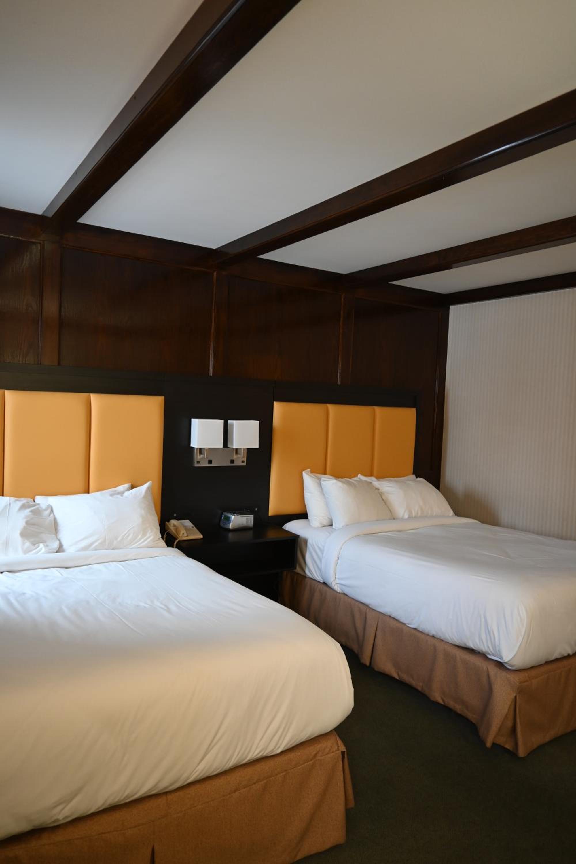 Standard Double Room - Photo 14
