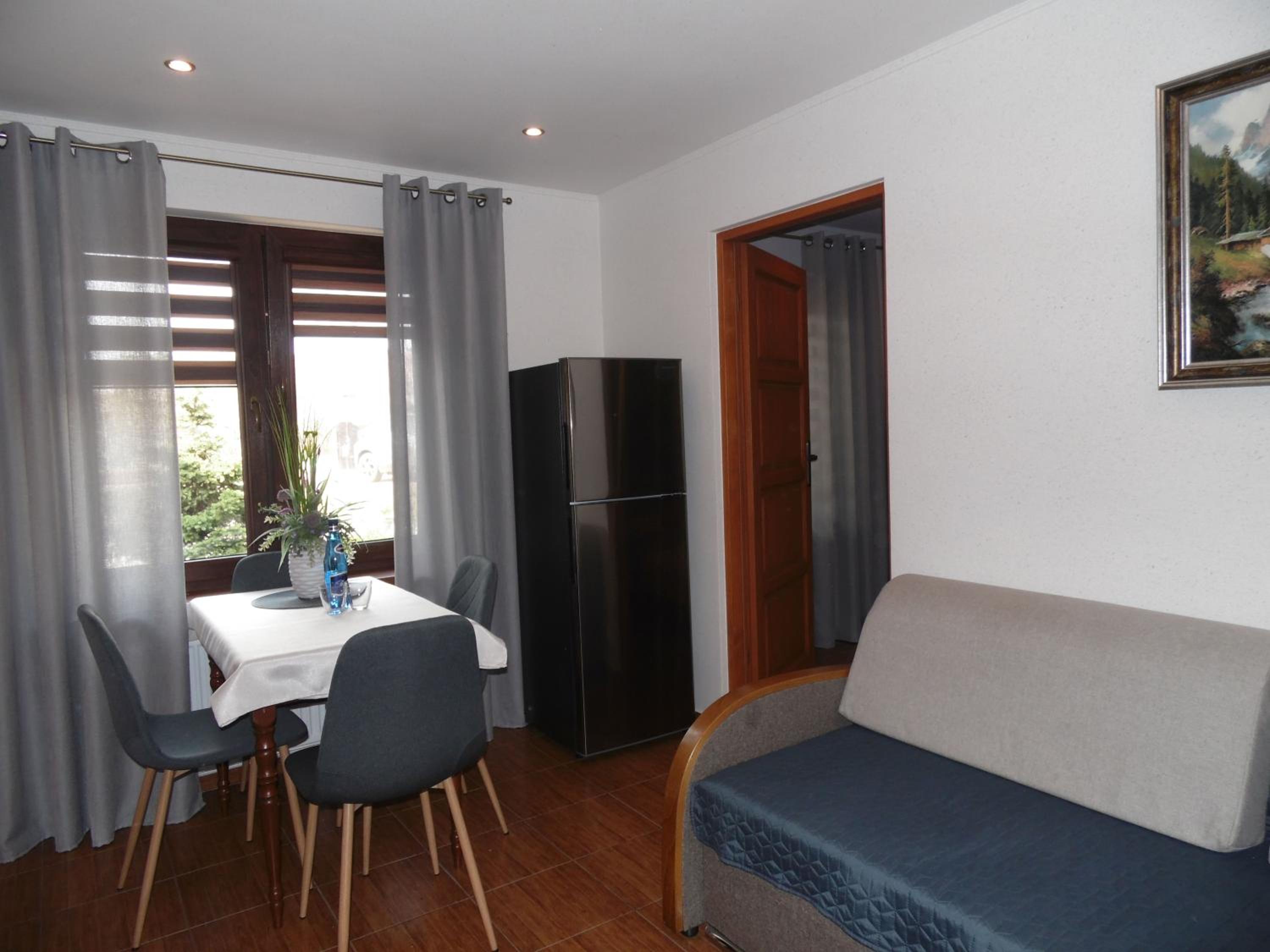 One-Bedroom Chalet - Photo 9
