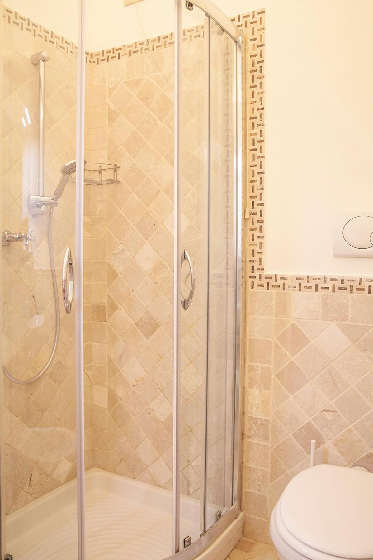 Classic Double Room with Shower photo 3