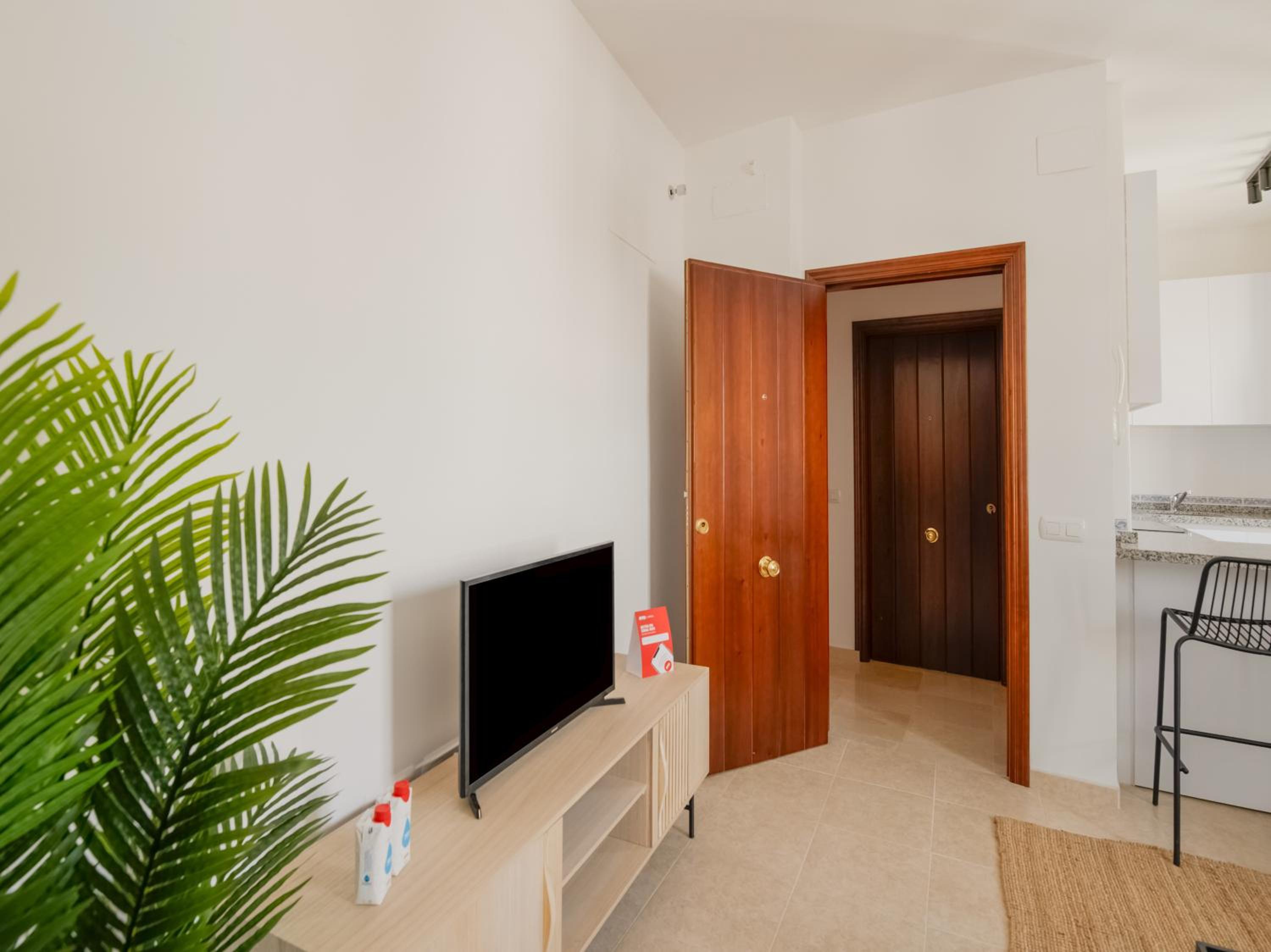 Three-Bedroom Apartment - Photo 24