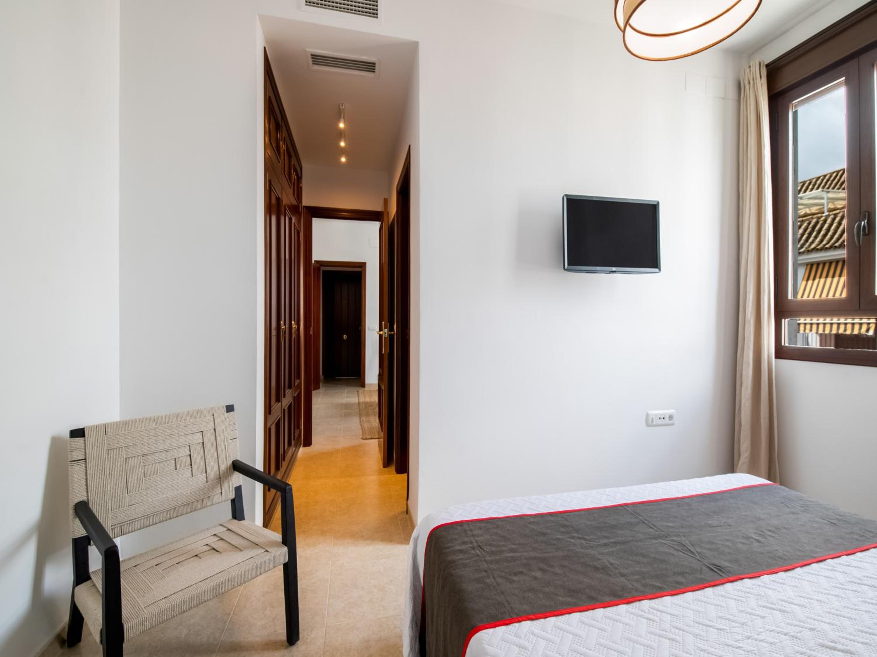 Three-Bedroom Apartment - Photo 30