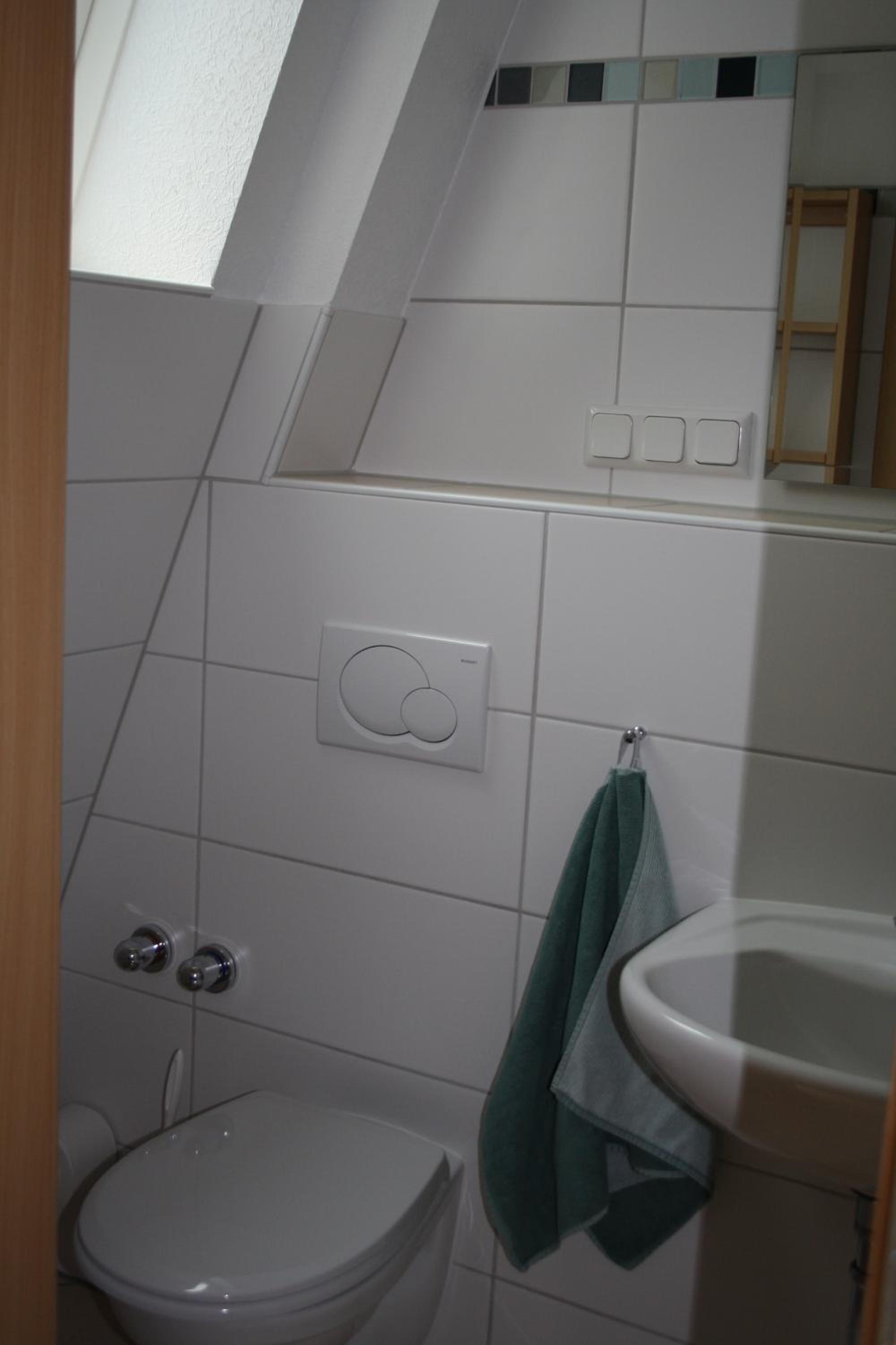 Two-Bedroom Apartment with Balcony photo 2
