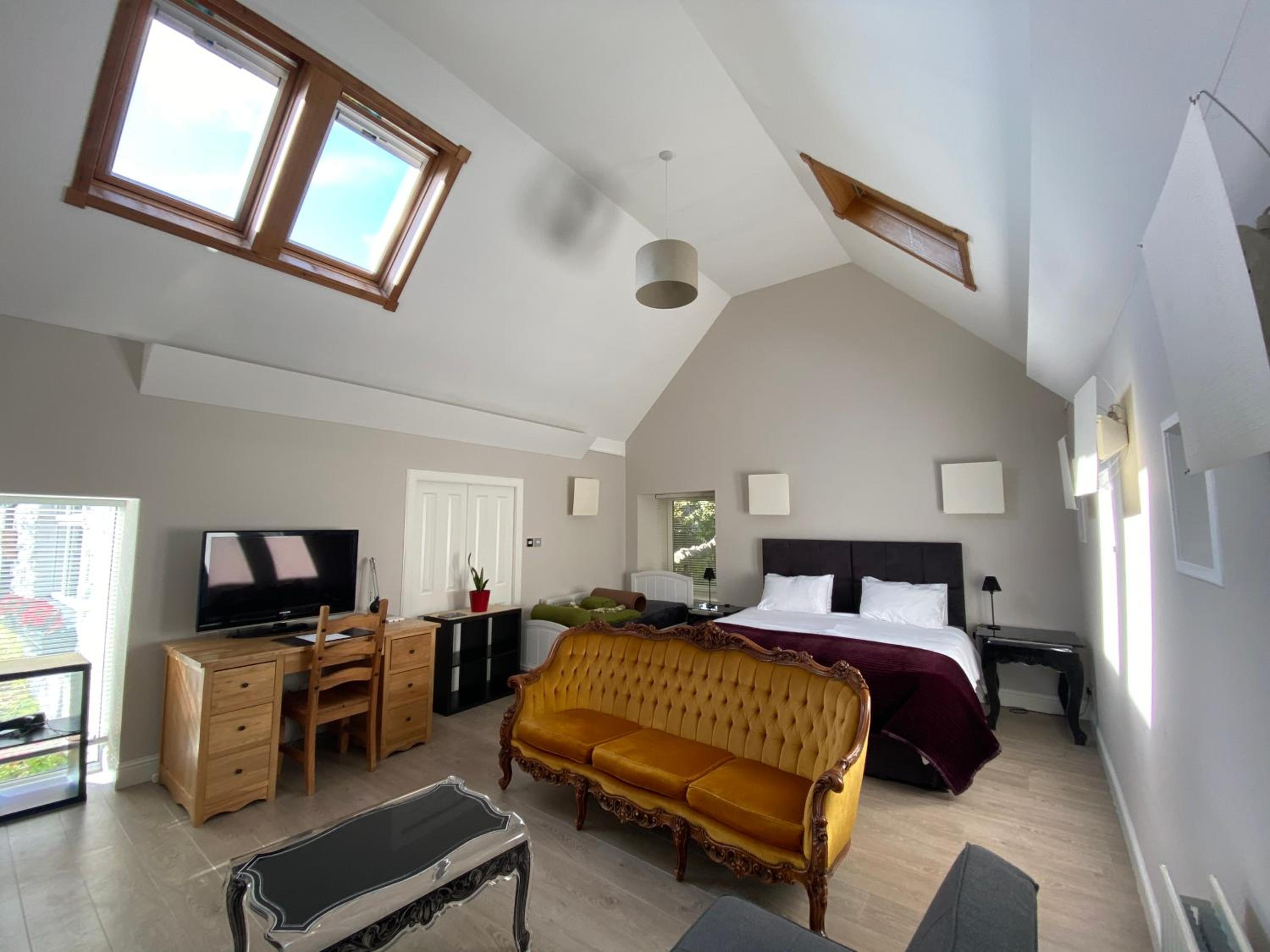 Luxury Studio Apartment photo 1