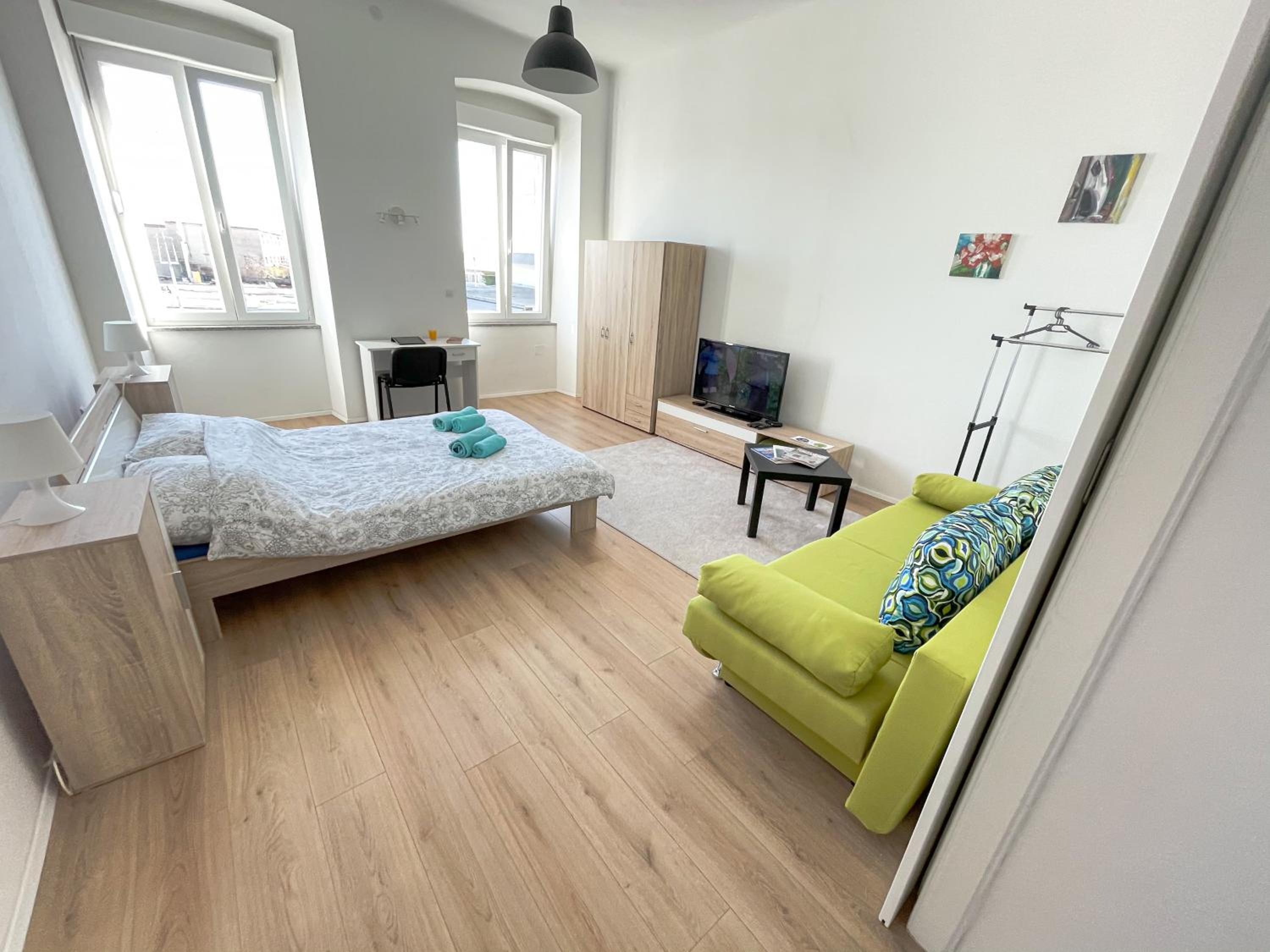 One-Bedroom Apartment