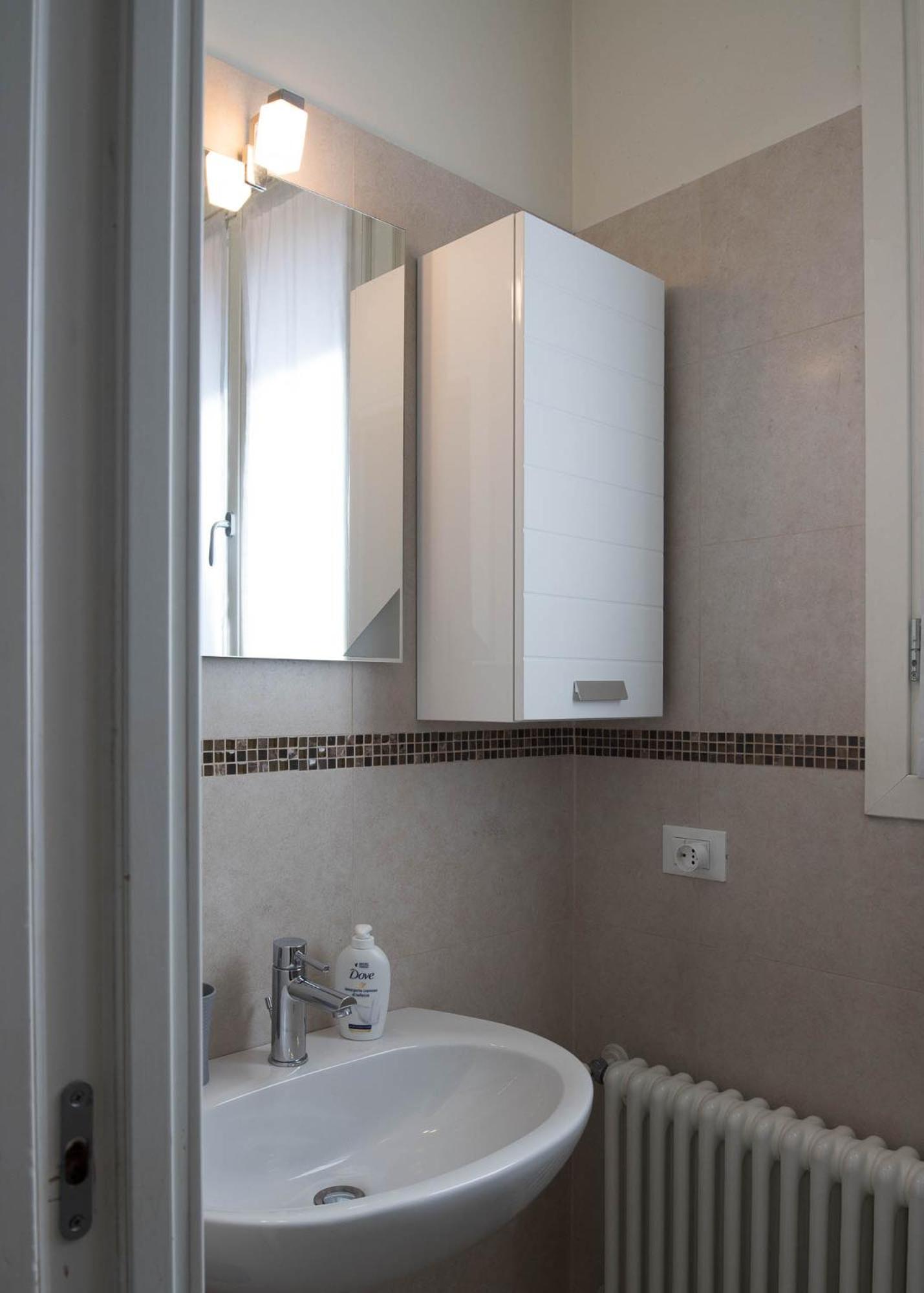 Two-Bedroom Apartment photo 2