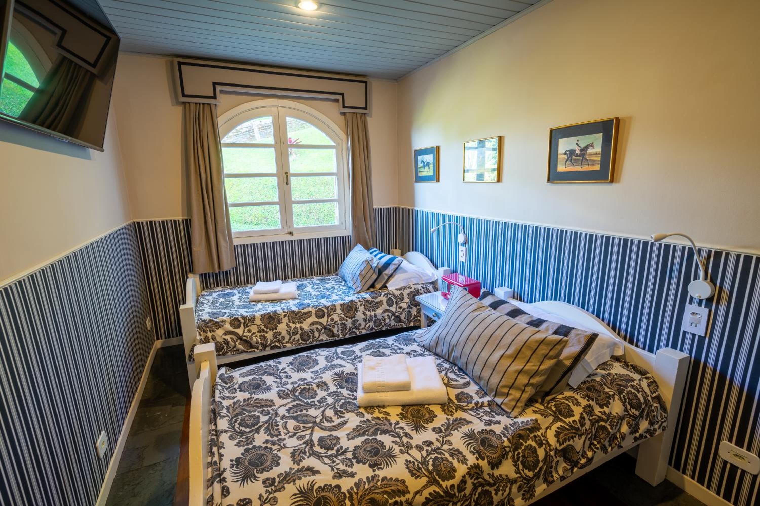 Exclusive Chalet with Kitchen and Living Room - Photo 11
