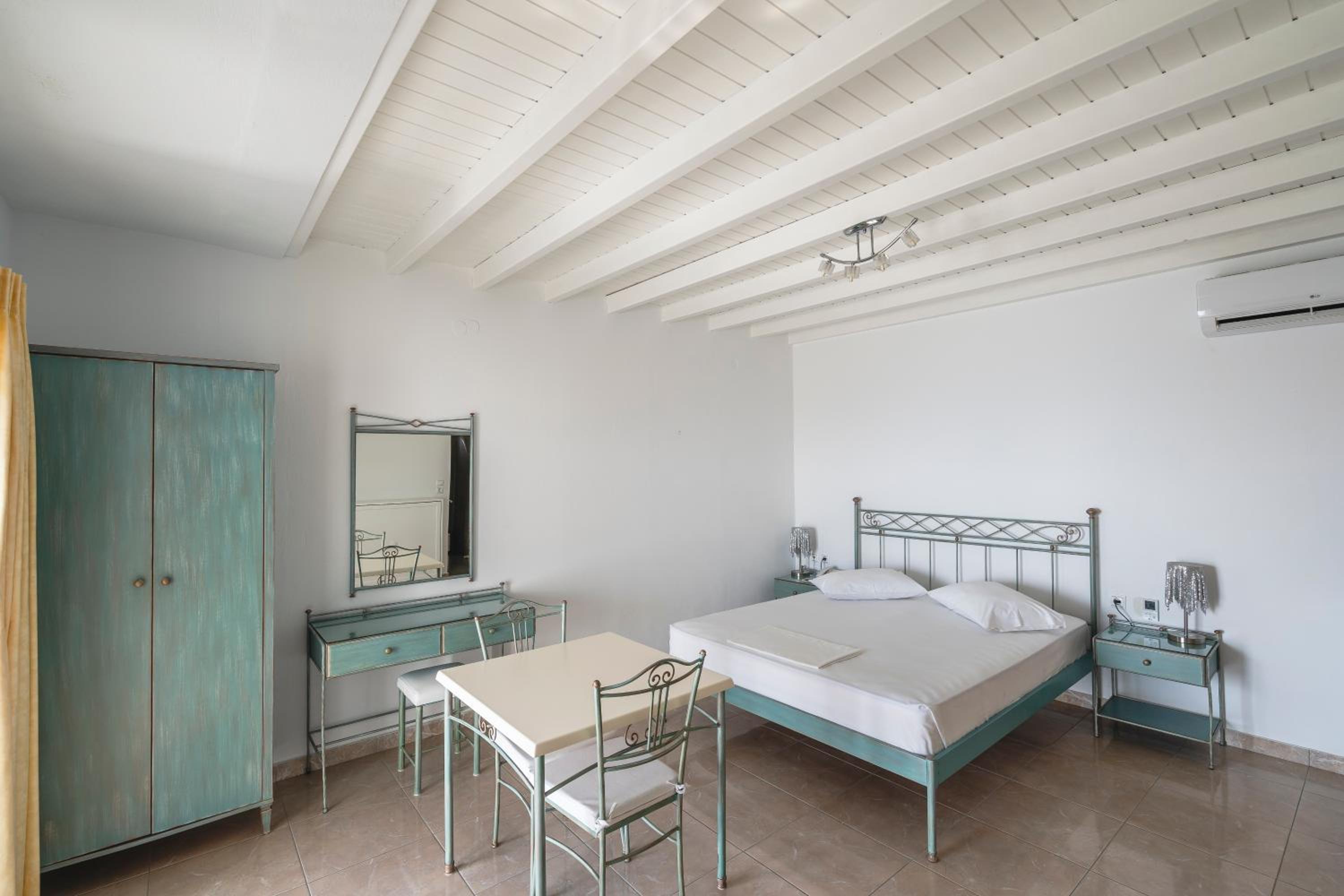Studio with Sea View photo 3