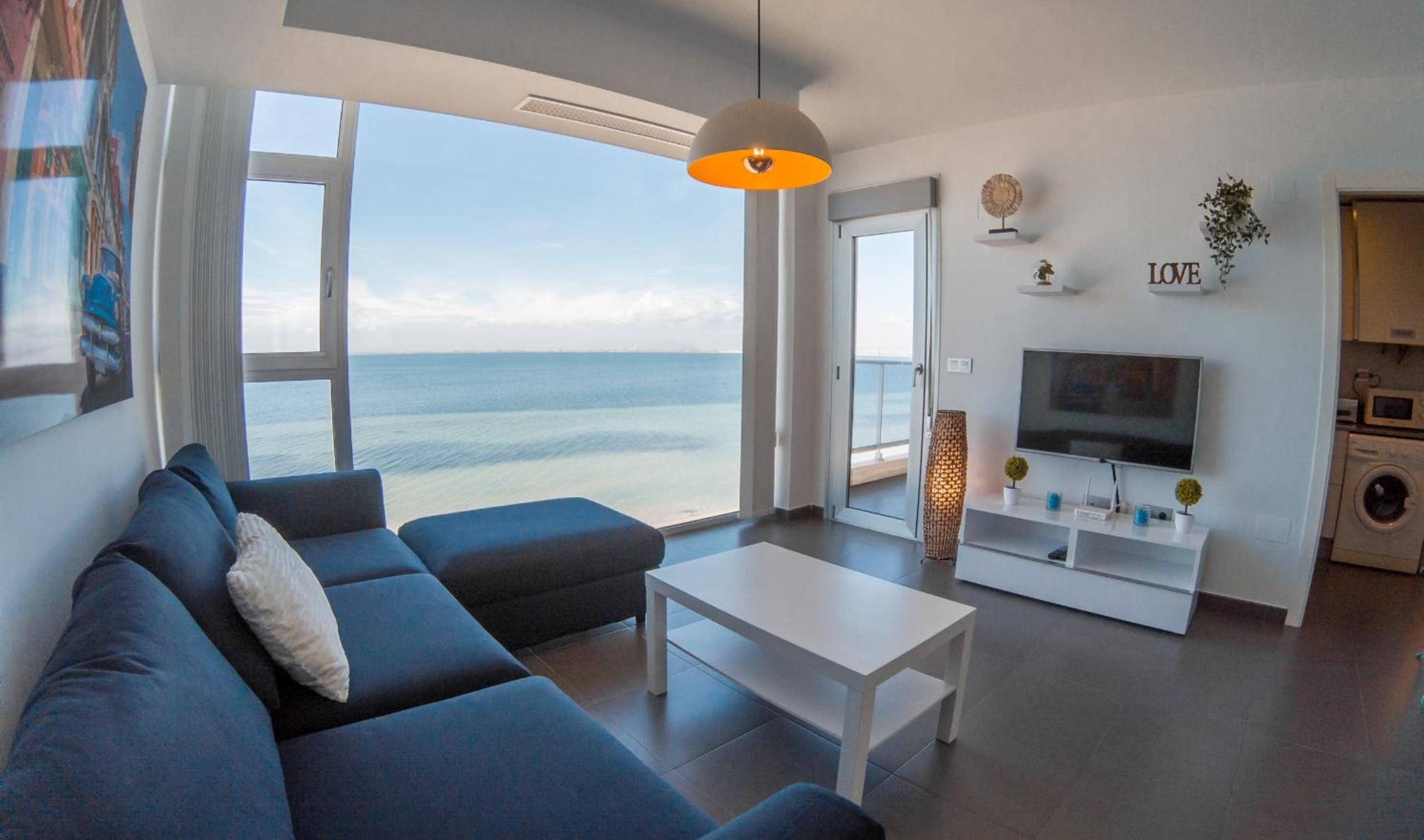 Apartamento con vista al mar
